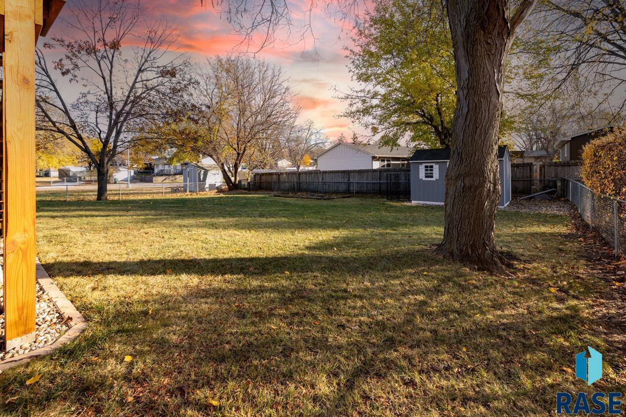 5805 W 36th St Street, Sioux Falls, South Dakota image 28