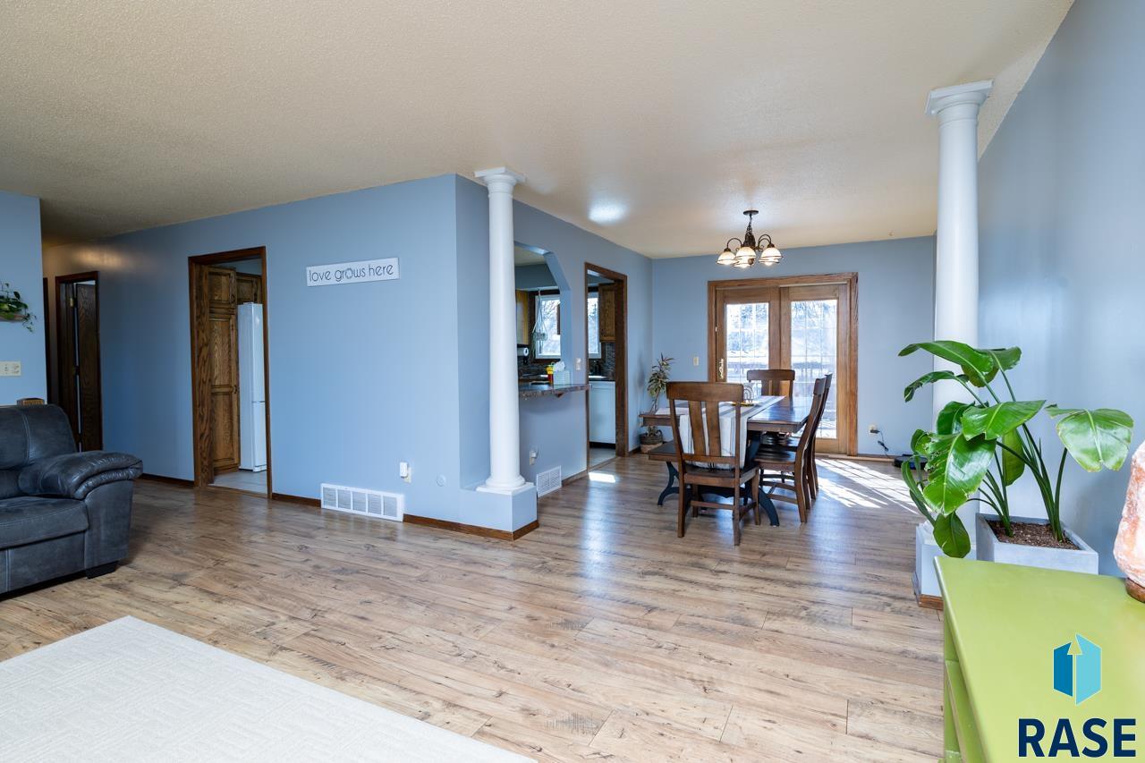 5805 W 36th St Street, Sioux Falls, South Dakota image 3
