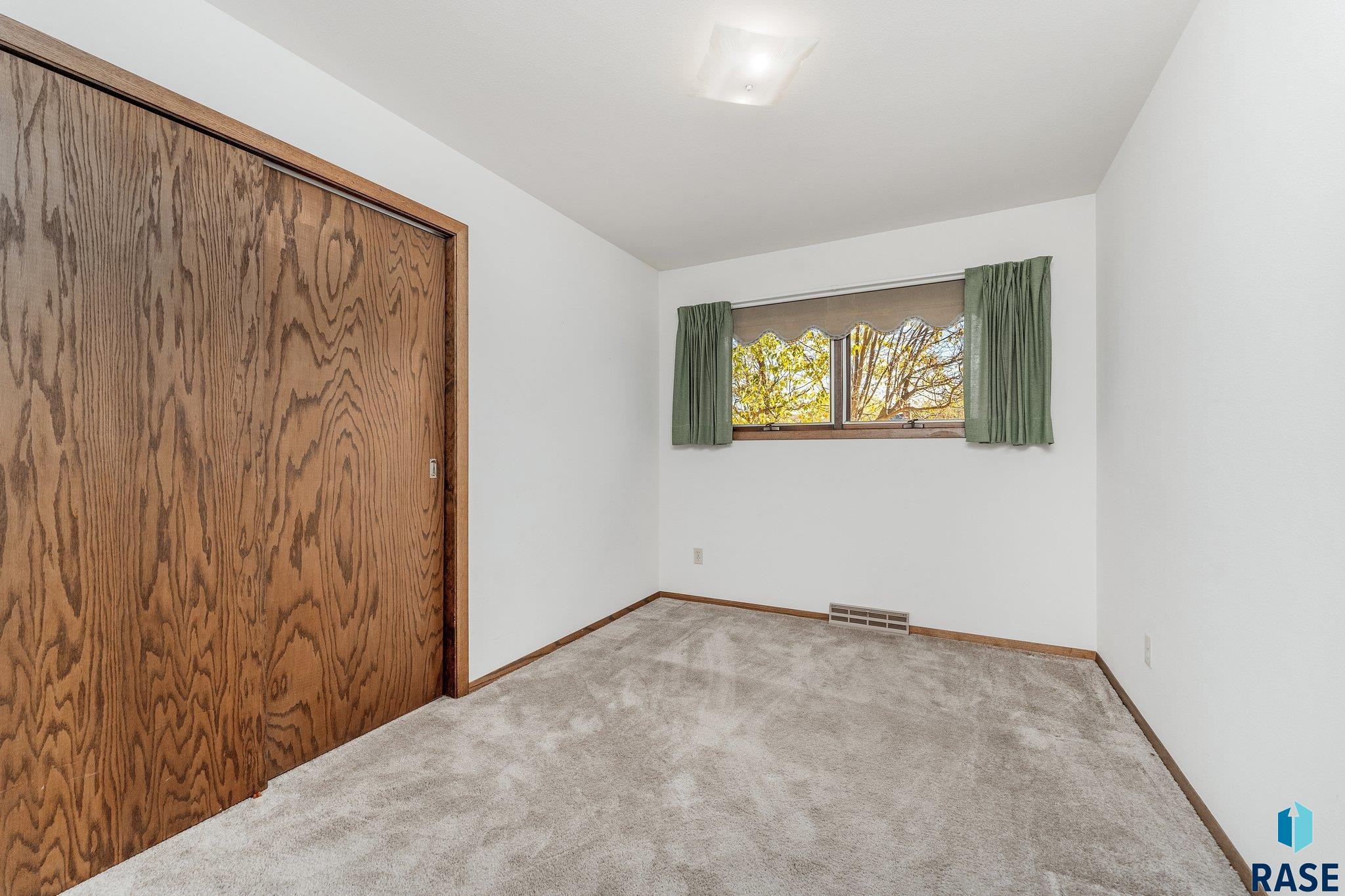 4401 S Birchwood Ave Avenue, Sioux Falls, South Dakota image 14