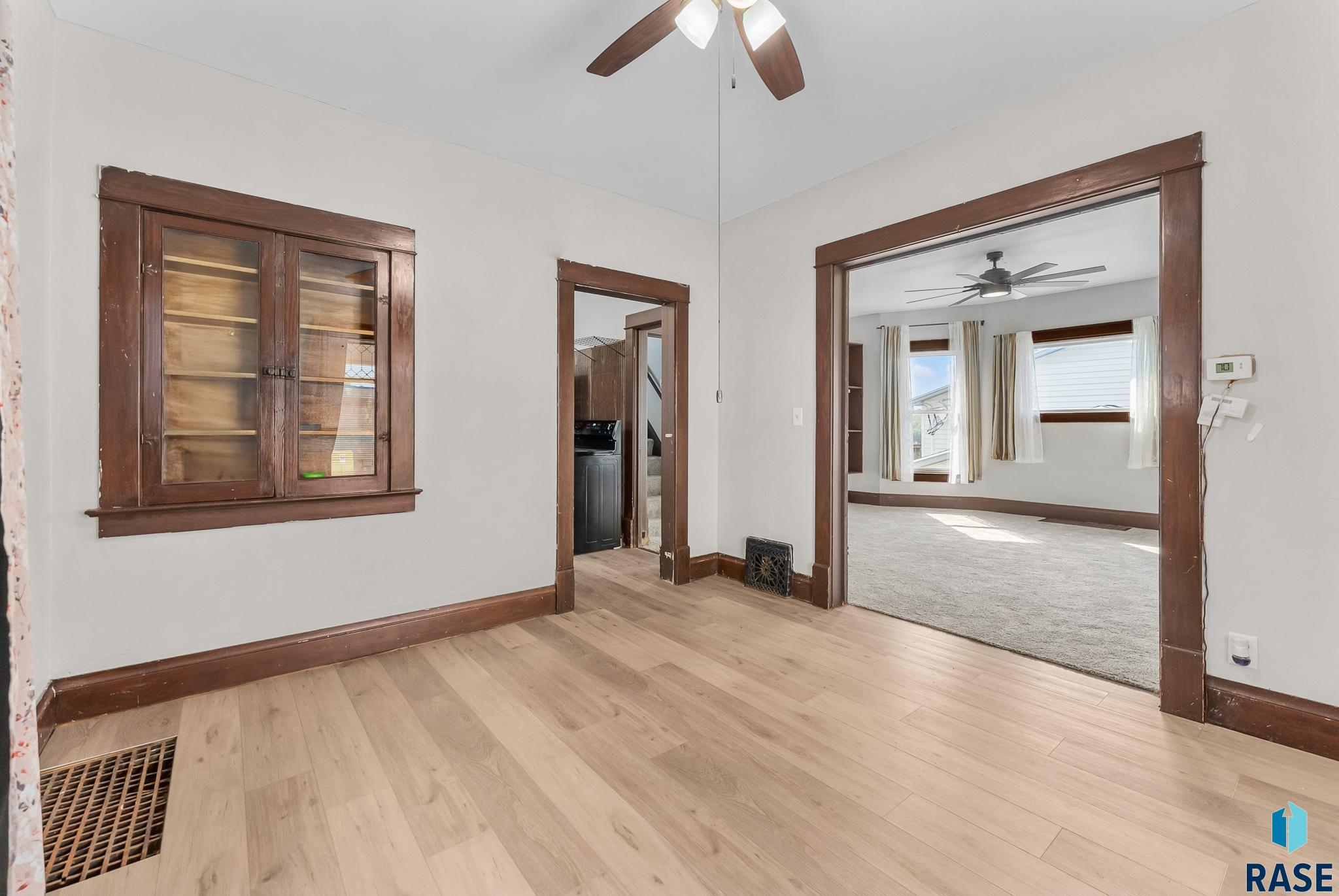 1121 E 9th St Street, Sioux Falls, New Jersey image 18