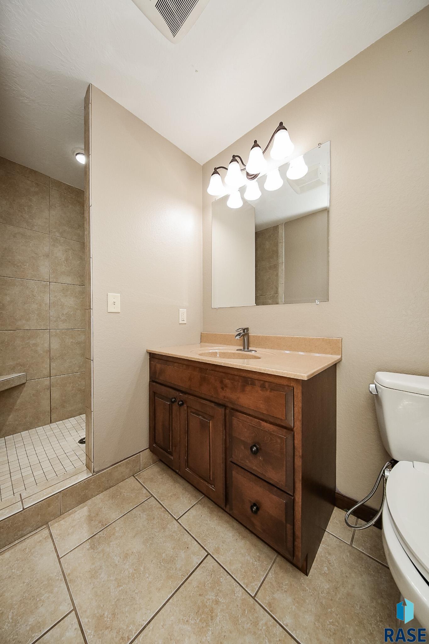 2609 E Sunflower St Street, Brandon, South Dakota image 17