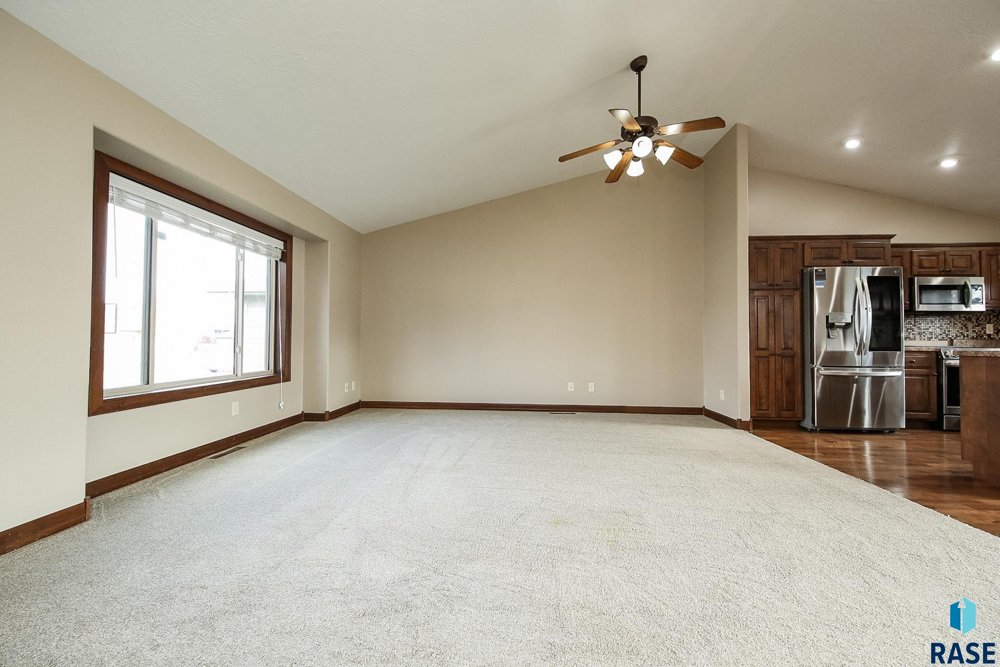 2609 E Sunflower St Street, Brandon, South Dakota image 8