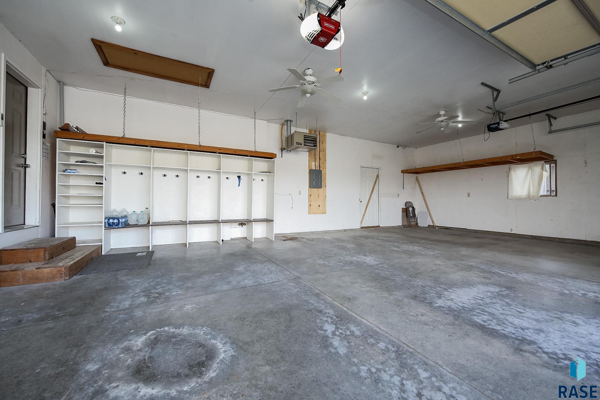 2609 E Sunflower St Street, Brandon, South Dakota image 38
