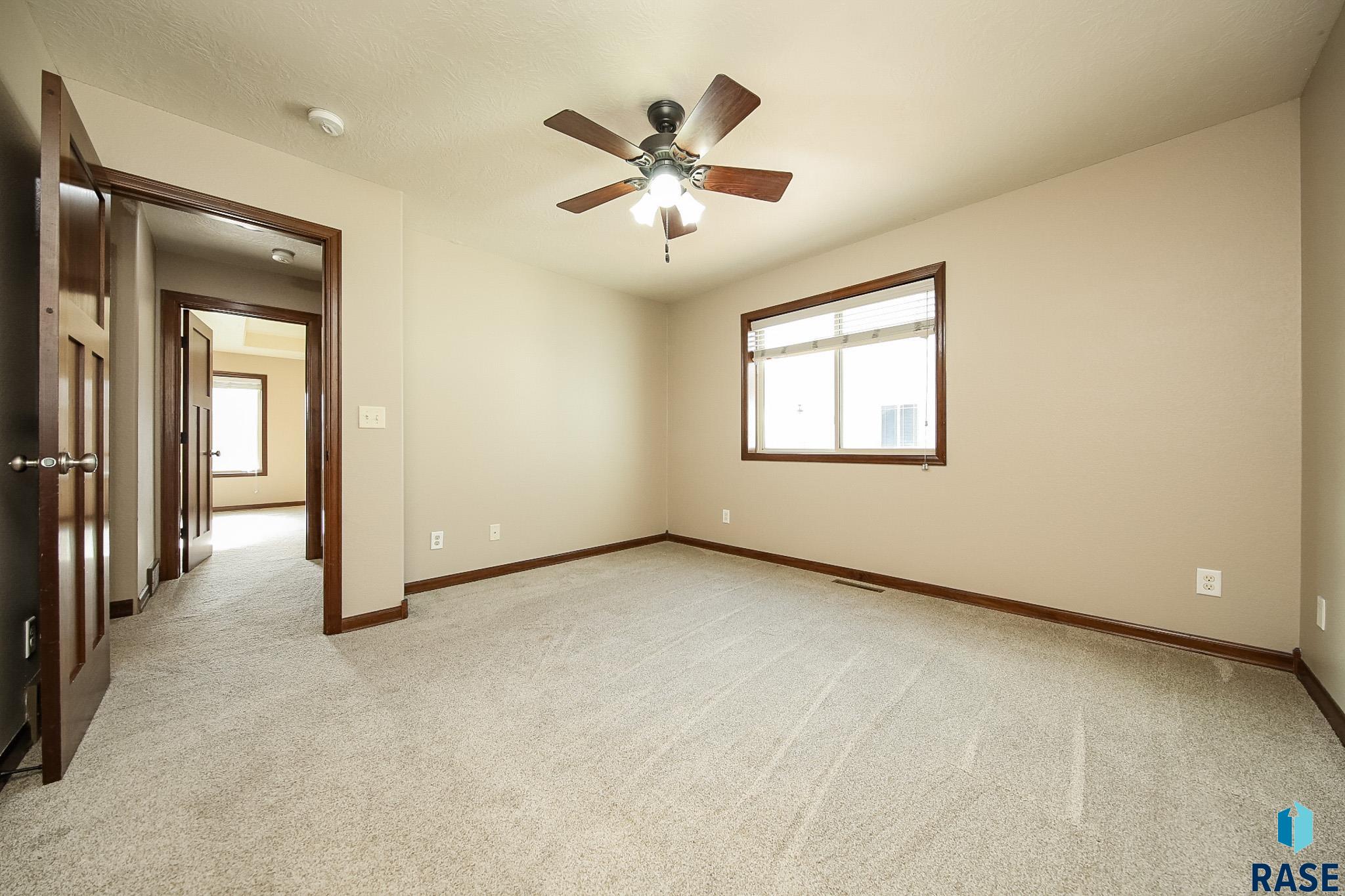 2609 E Sunflower St Street, Brandon, South Dakota image 19