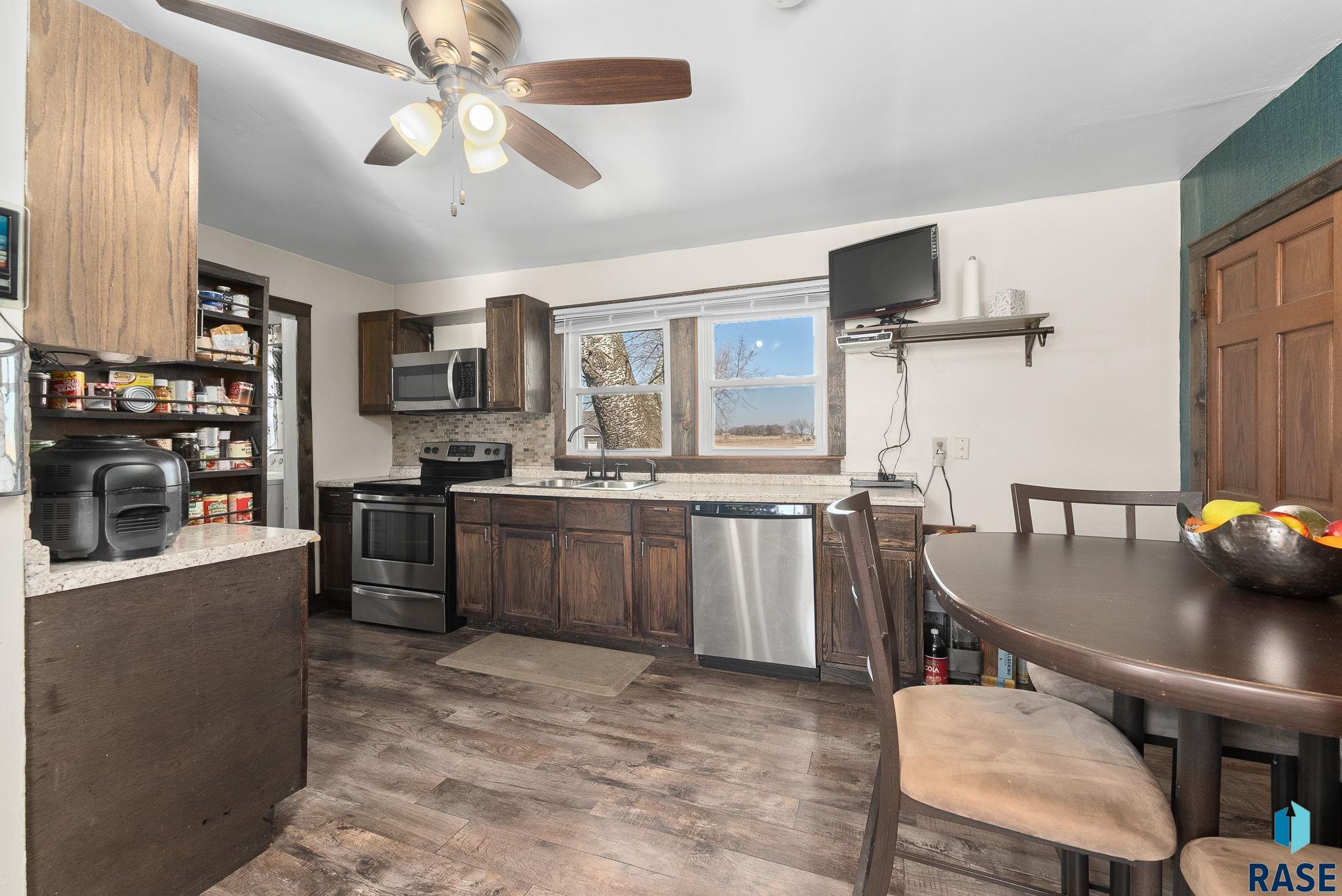 212 W Boynton Ave Avenue, Lennox, South Dakota image 26