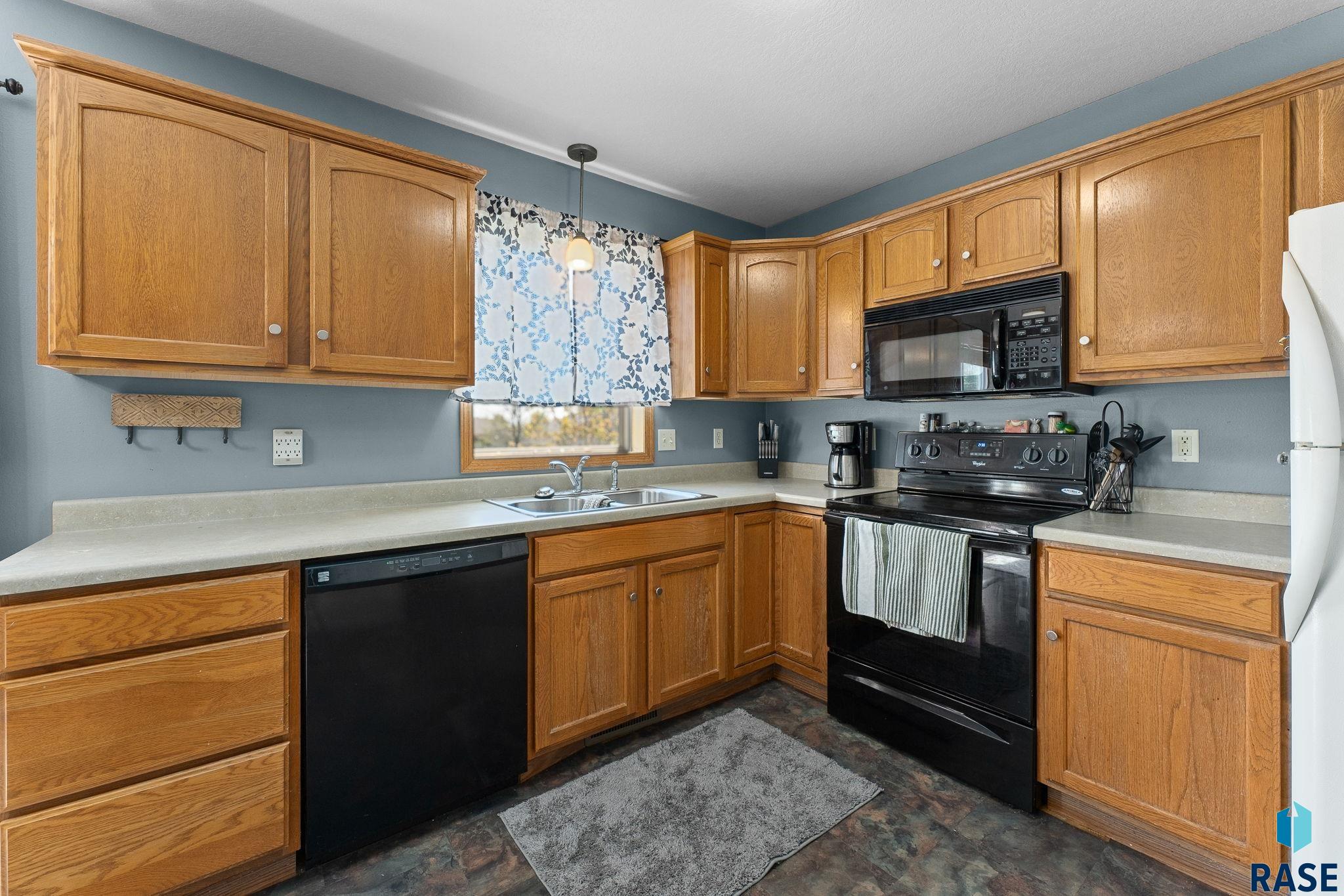 611 Teddy St Street, Harrisburg, New Jersey image 12