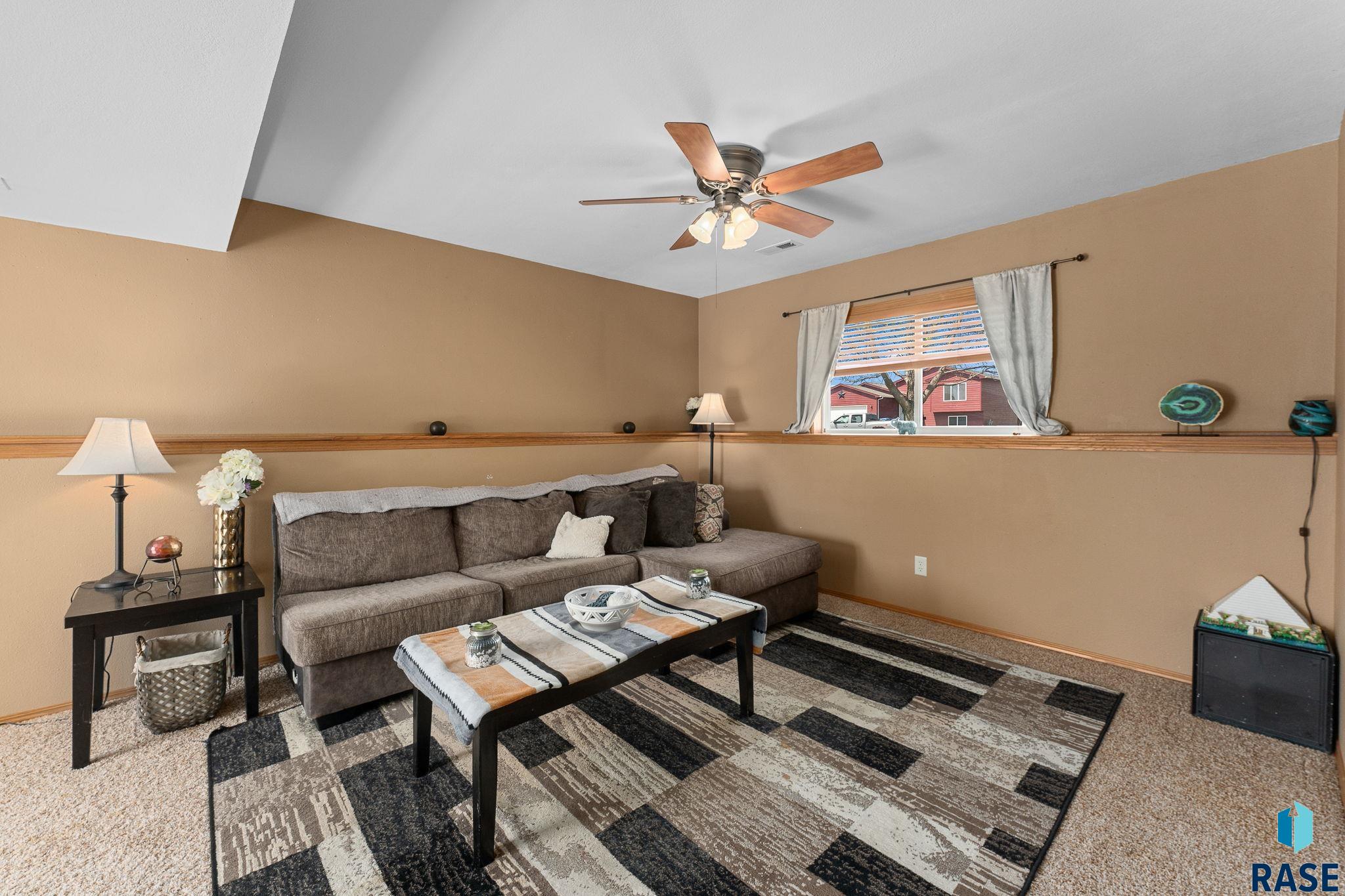 611 Teddy St Street, Harrisburg, New Jersey image 22