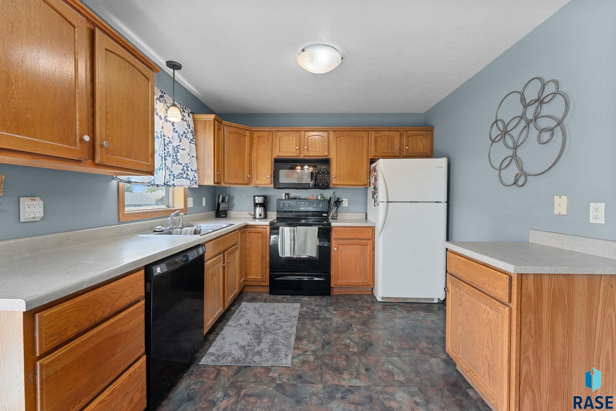 611 Teddy St Street, Harrisburg, New Jersey image 8