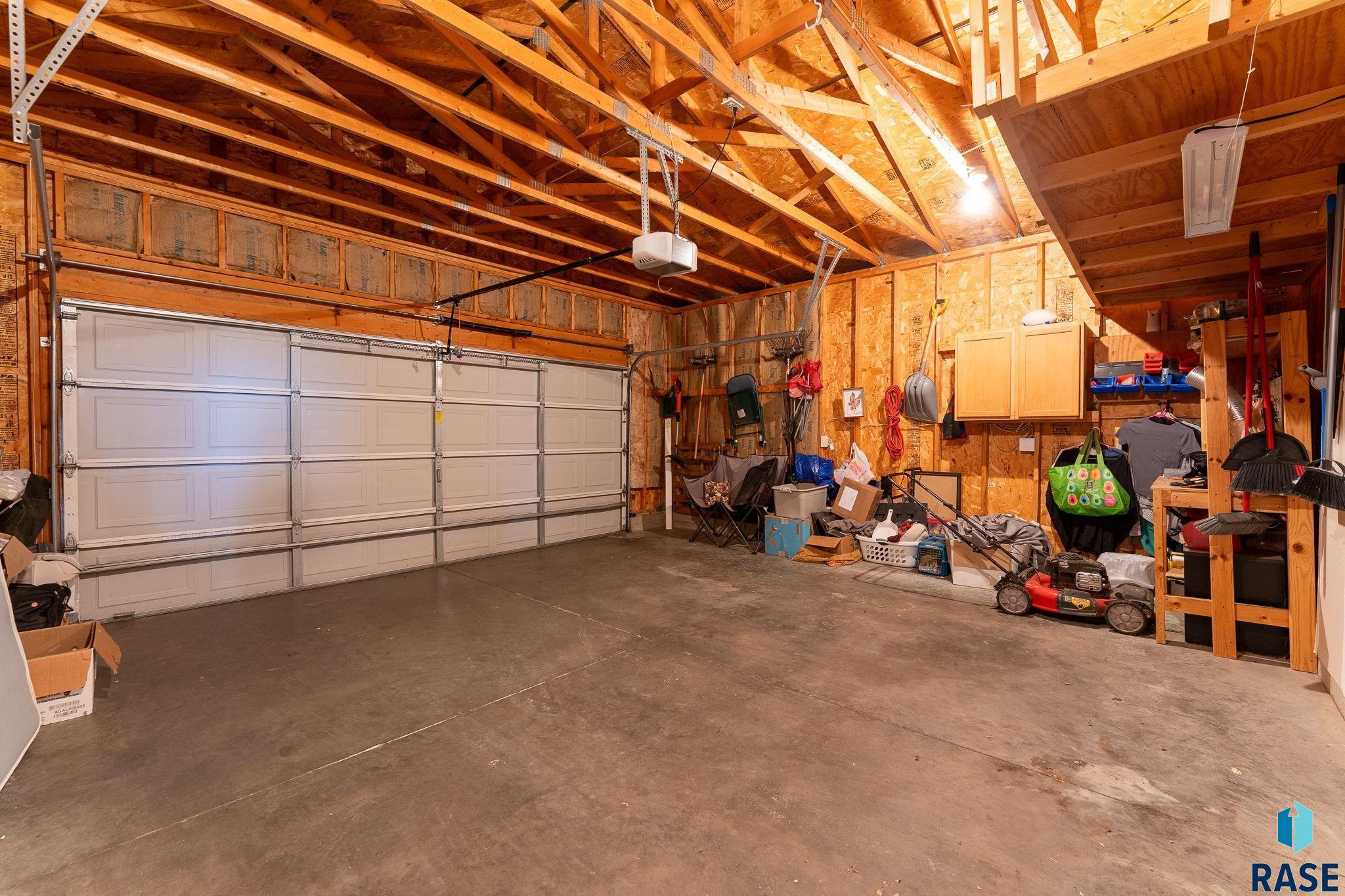 611 Teddy St Street, Harrisburg, New Jersey image 38