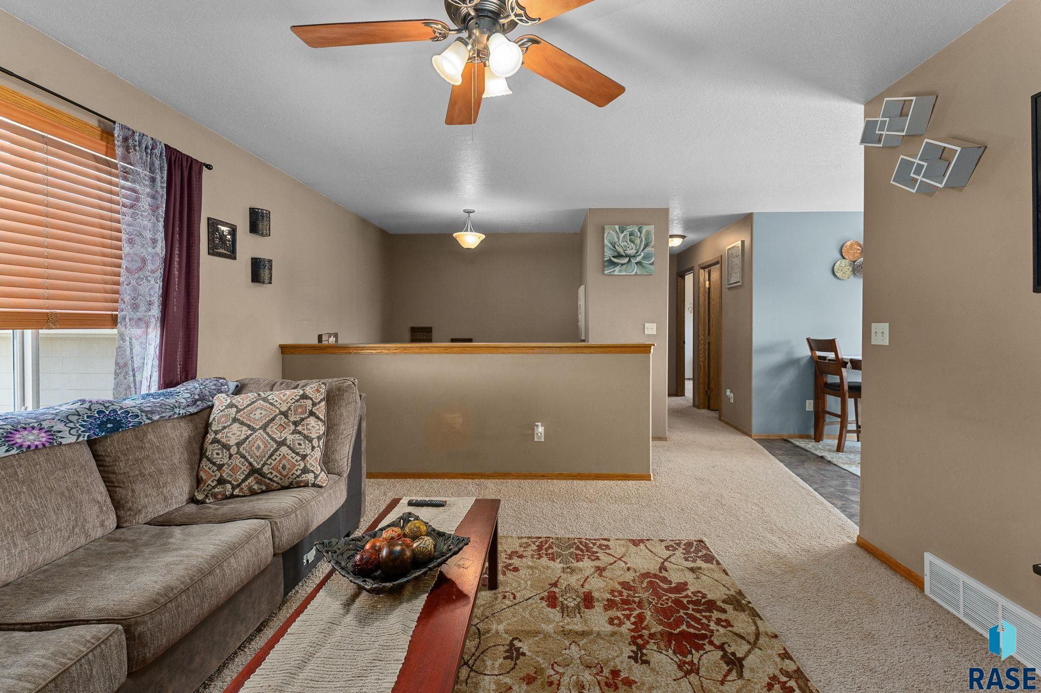 611 Teddy St Street, Harrisburg, New Jersey image 5