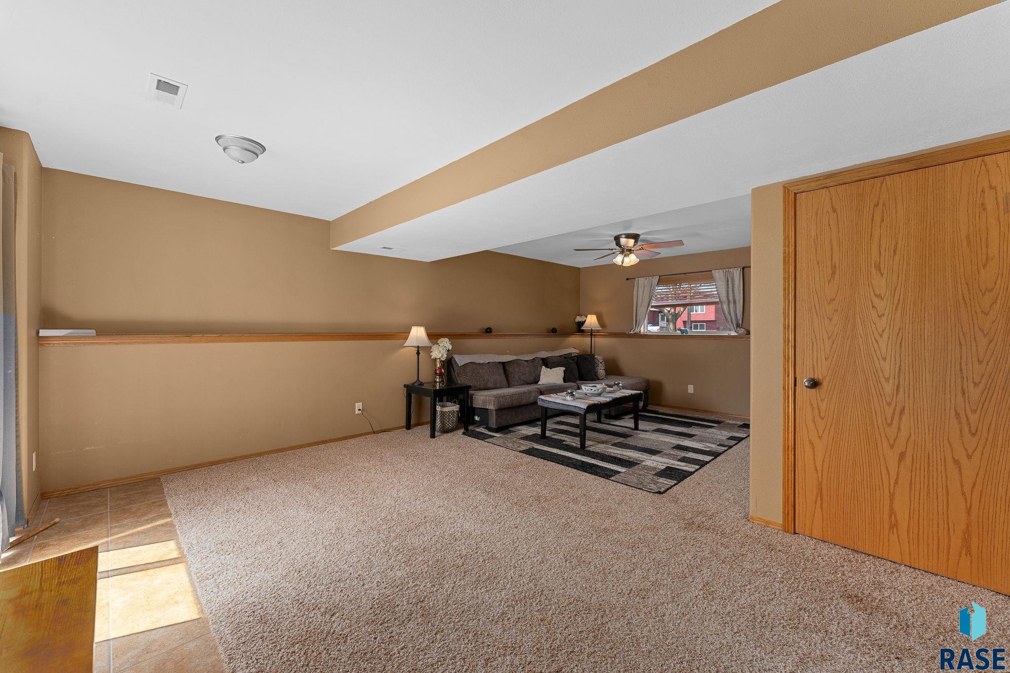 611 Teddy St Street, Harrisburg, New Jersey image 20