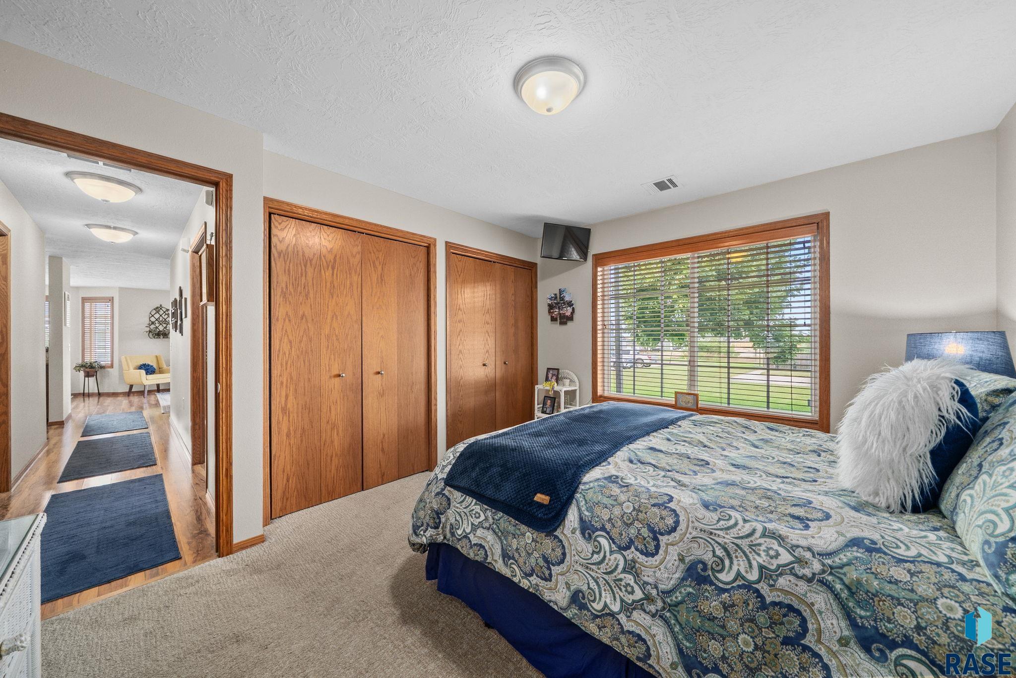 Sioux Falls, South Dakota 57107, United States, 2 Bedrooms Bedrooms, ,1 BathroomBathrooms,Residential,Active,218696