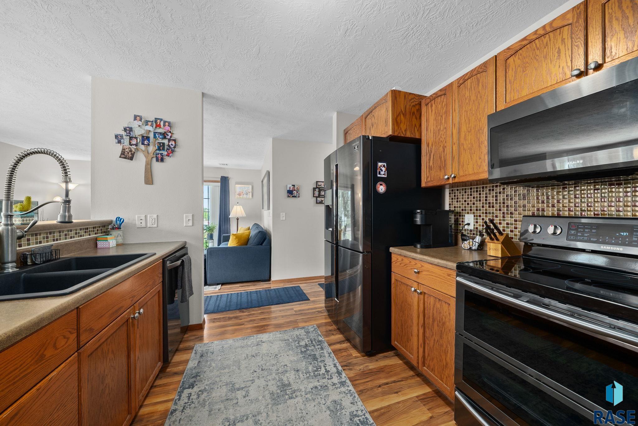 Sioux Falls, South Dakota 57107, United States, 2 Bedrooms Bedrooms, ,1 BathroomBathrooms,Residential,Active,218696