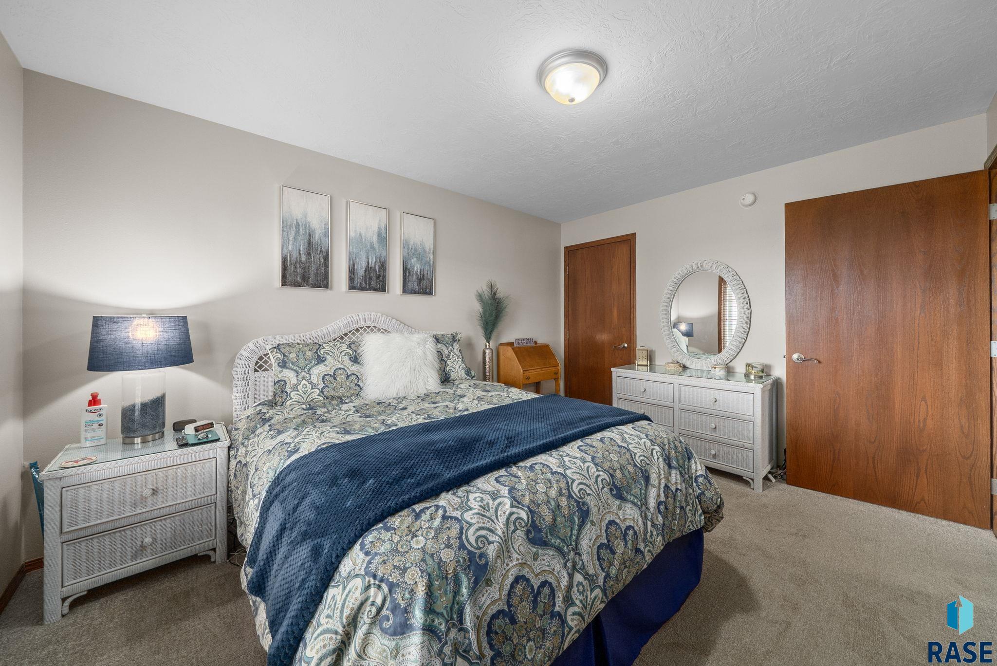 Sioux Falls, South Dakota 57107, United States, 2 Bedrooms Bedrooms, ,1 BathroomBathrooms,Residential,Active,218696