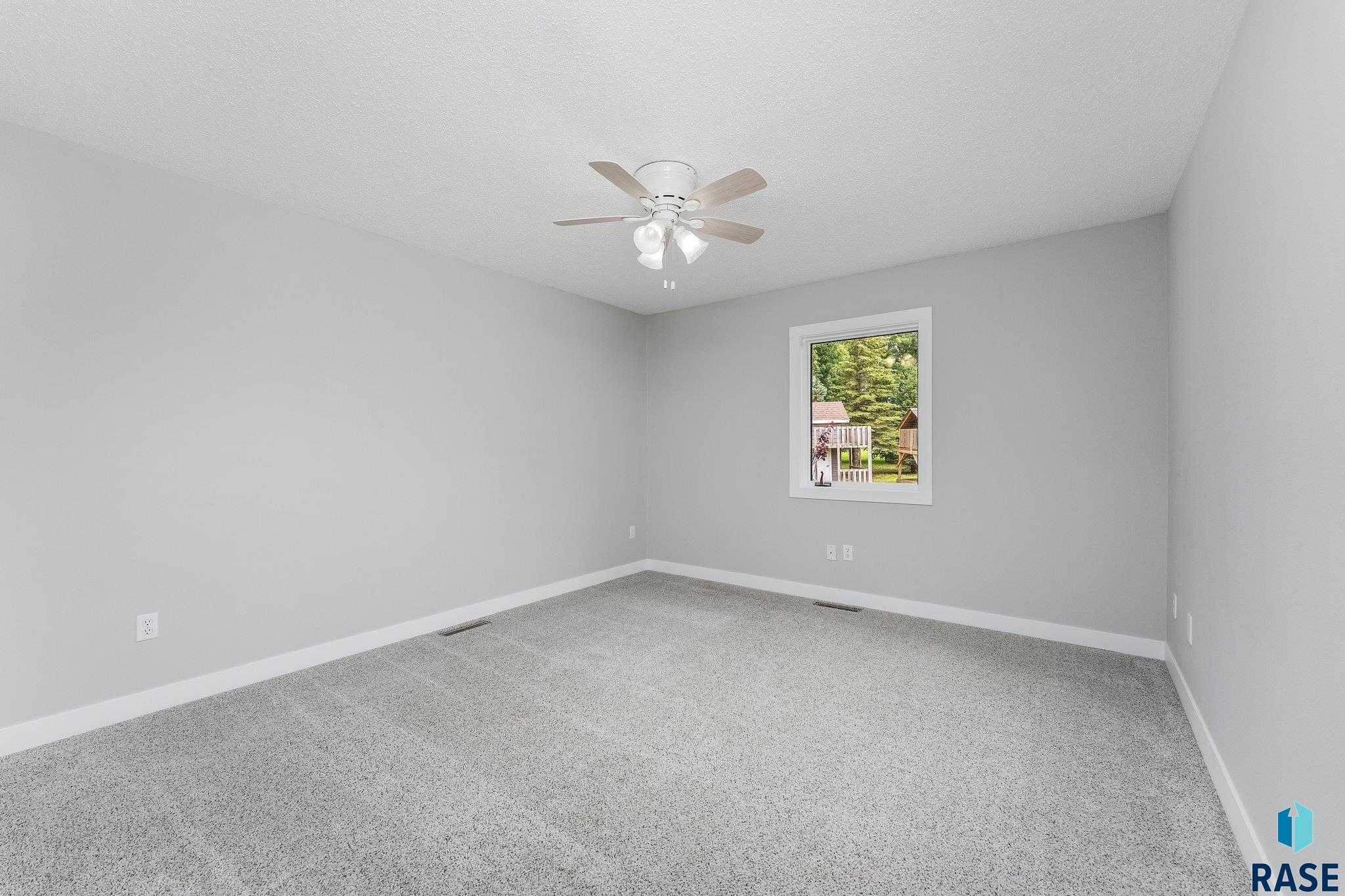 47555 271st St Street, Harrisburg, New Jersey image 19