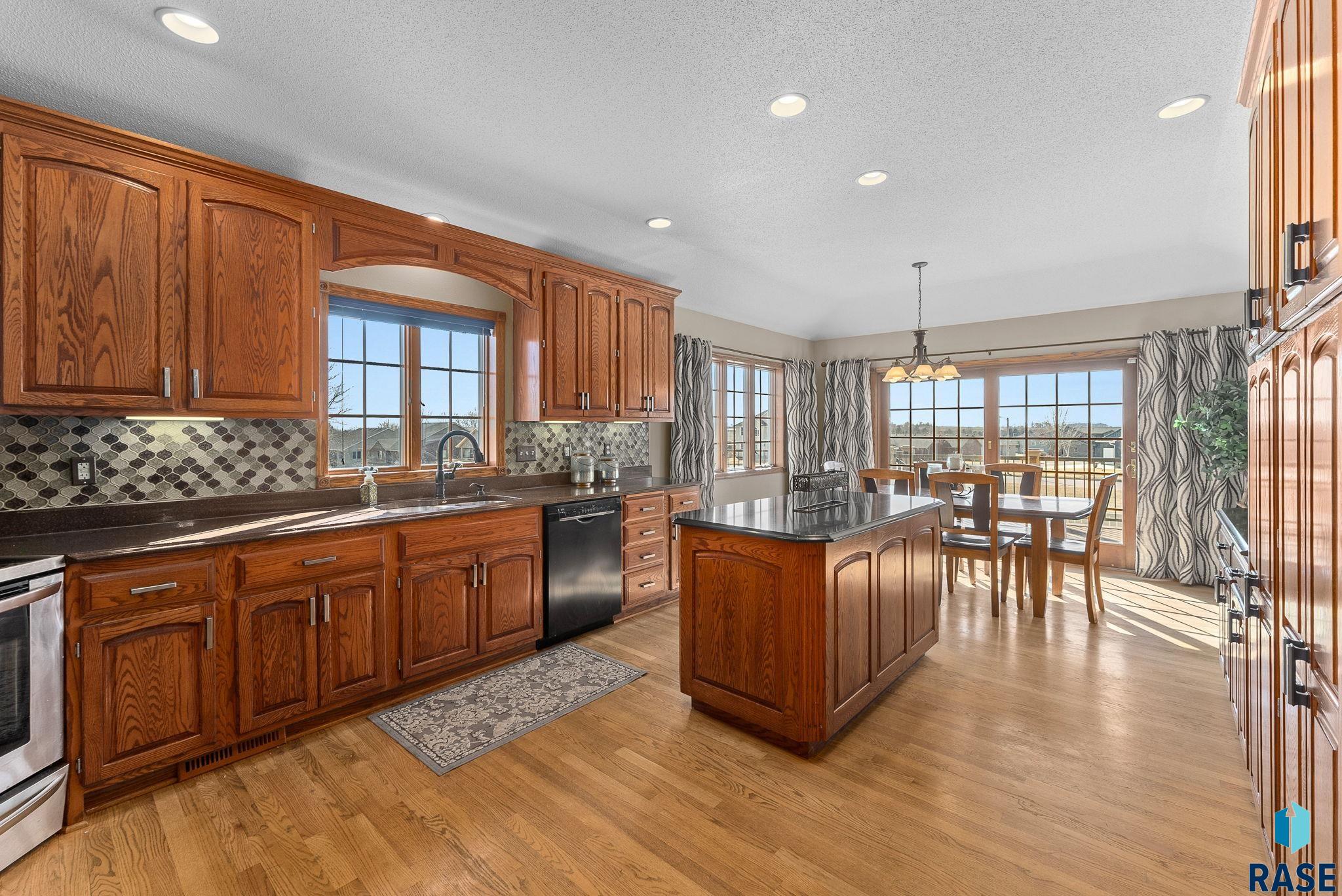 1001 Westview Dr Drive, Dell Rapids, South Dakota image 9