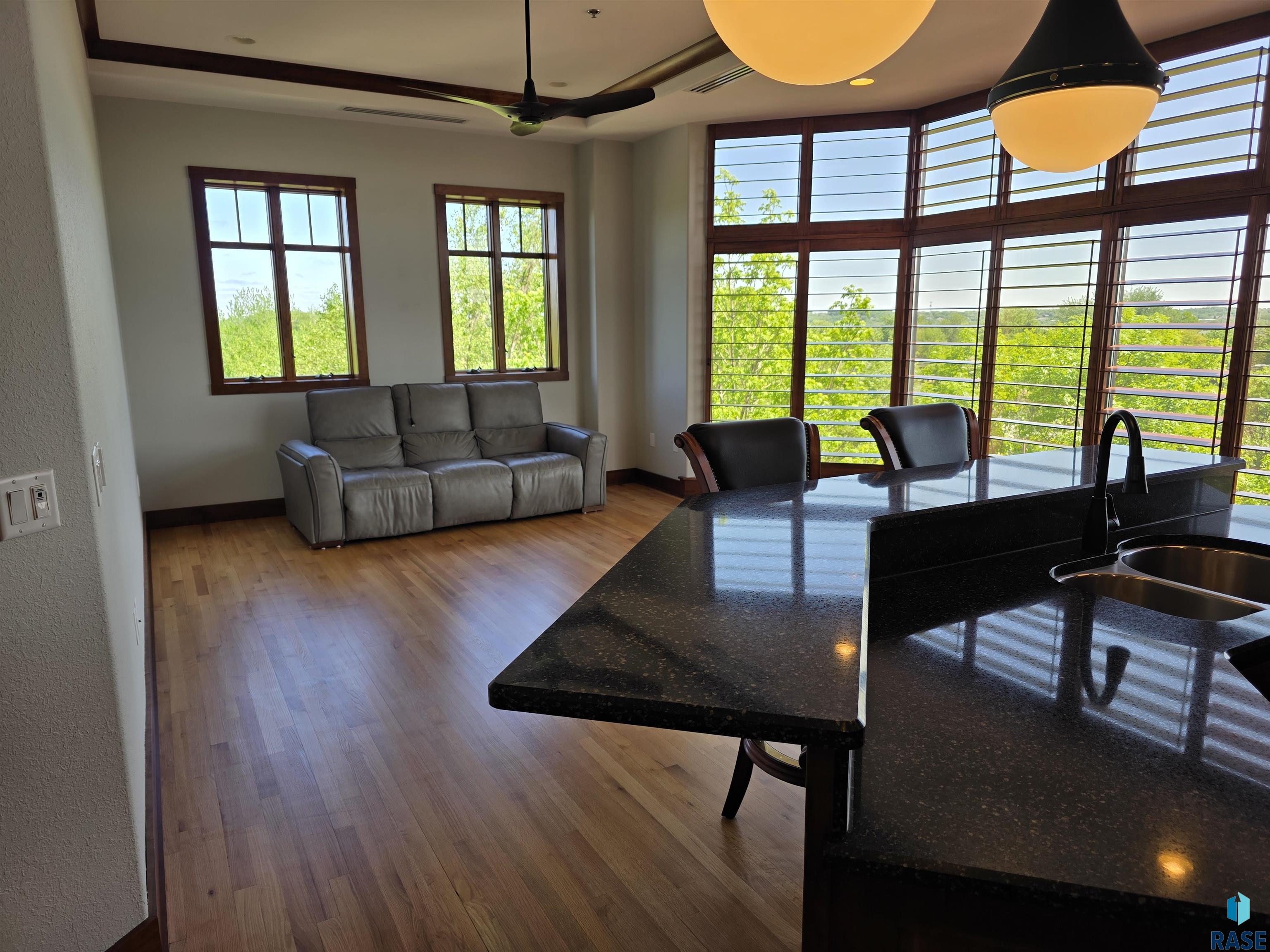2908 W 37th Cir Circle #302, Sioux Falls, New Jersey image 5