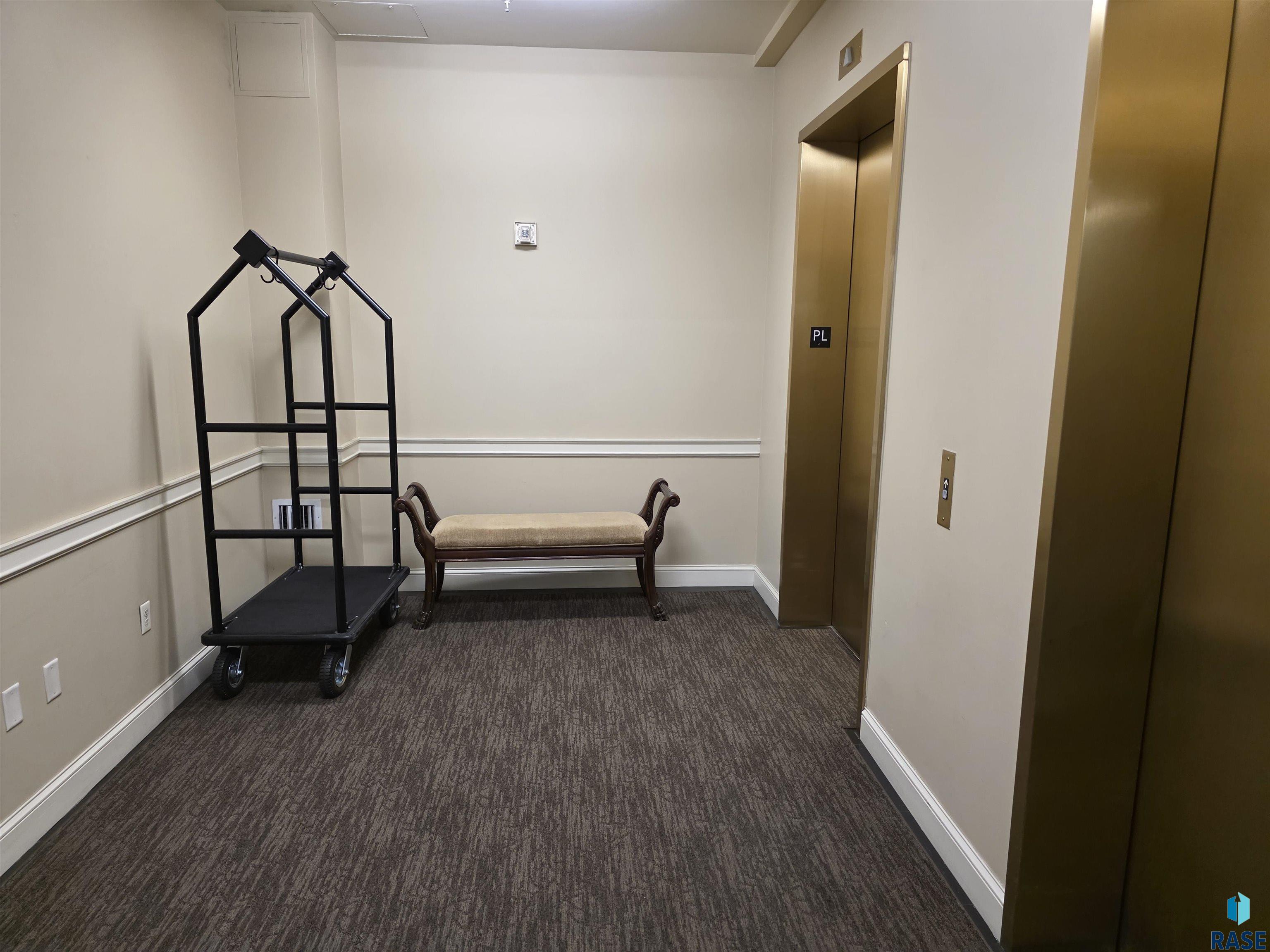 2908 W 37th Cir Circle #302, Sioux Falls, New Jersey image 38