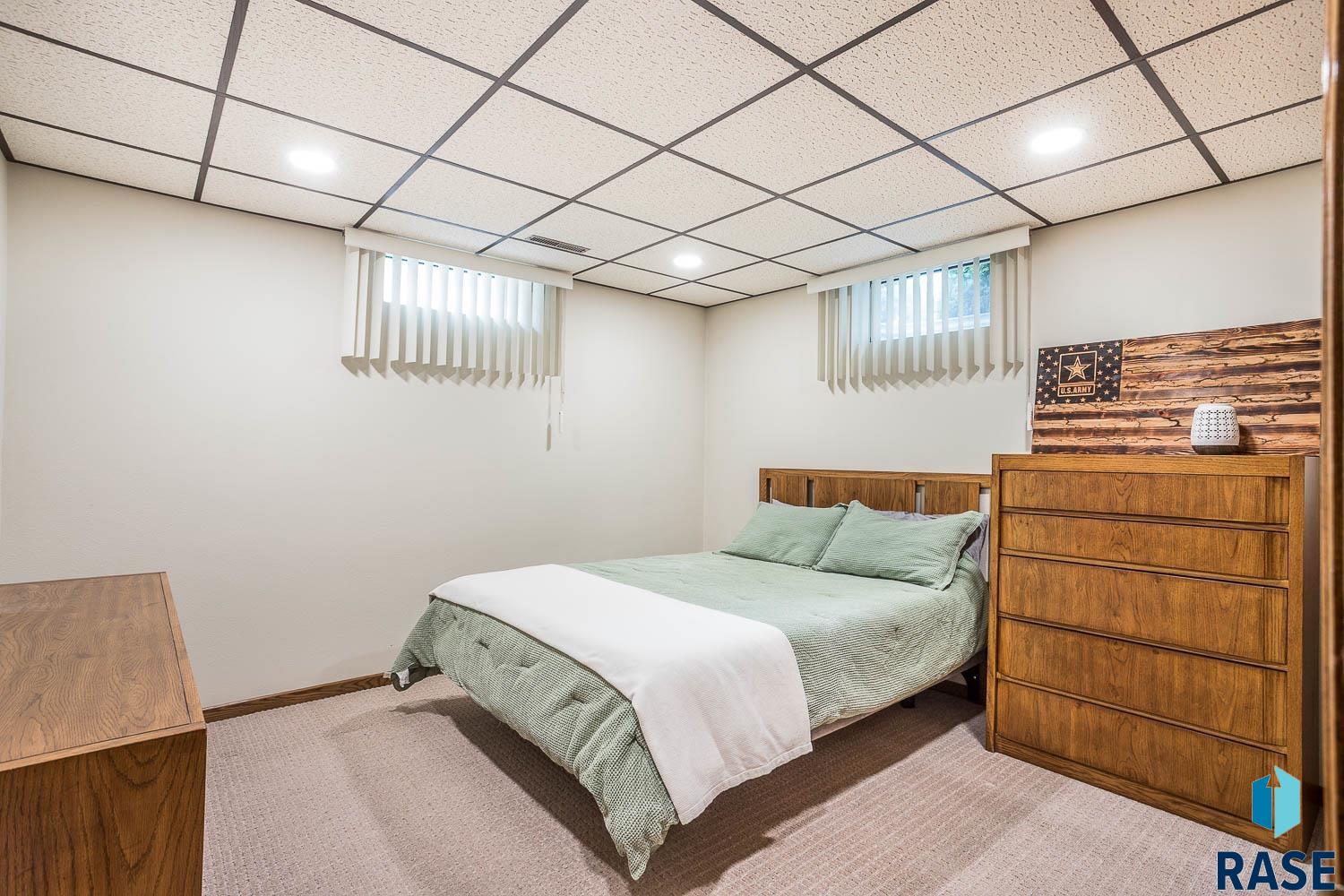 703 E Maple St Street, Parkston, South Dakota image 16