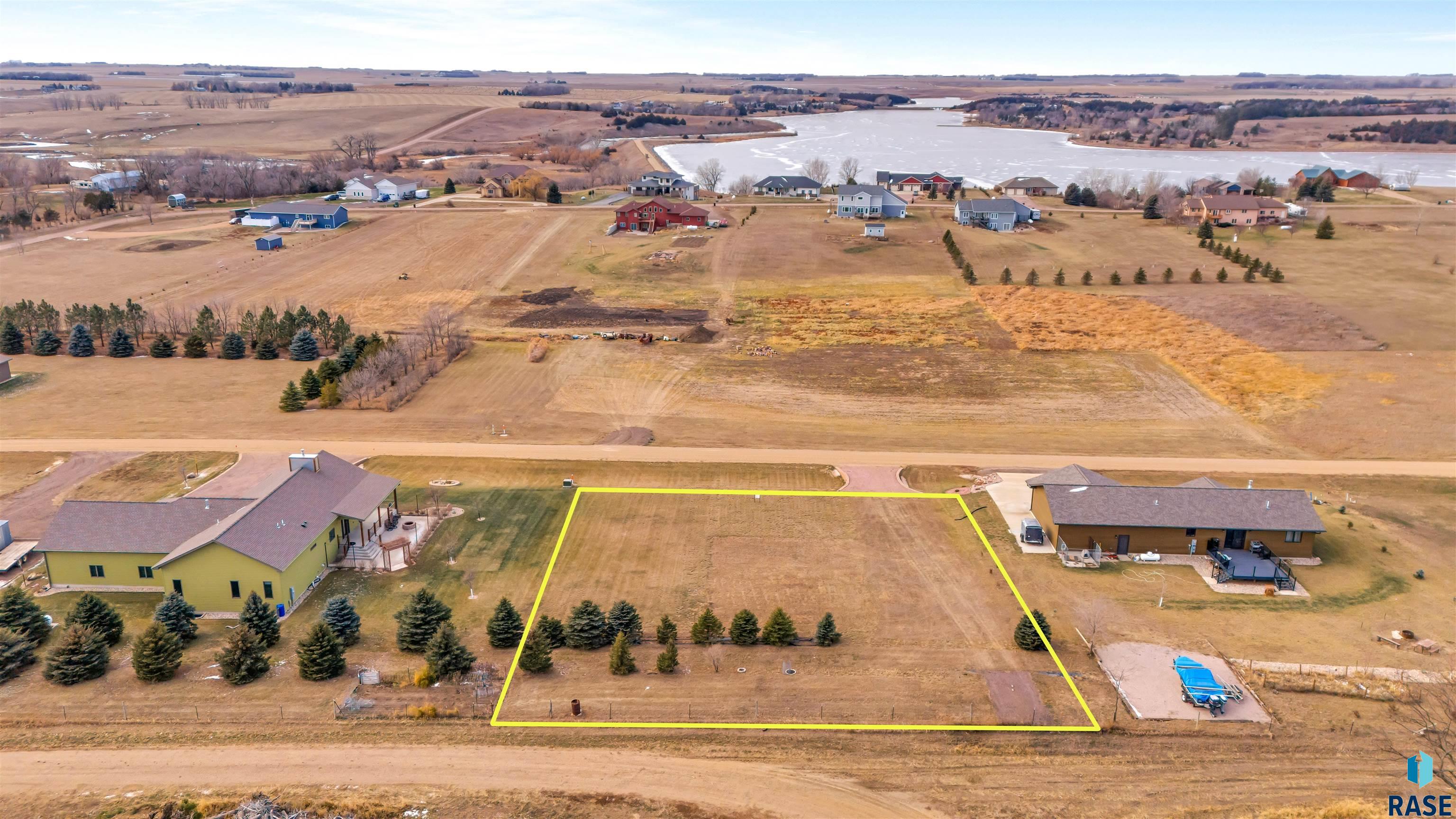 26182 Reed Ct Court, Canistota, South Dakota image 10