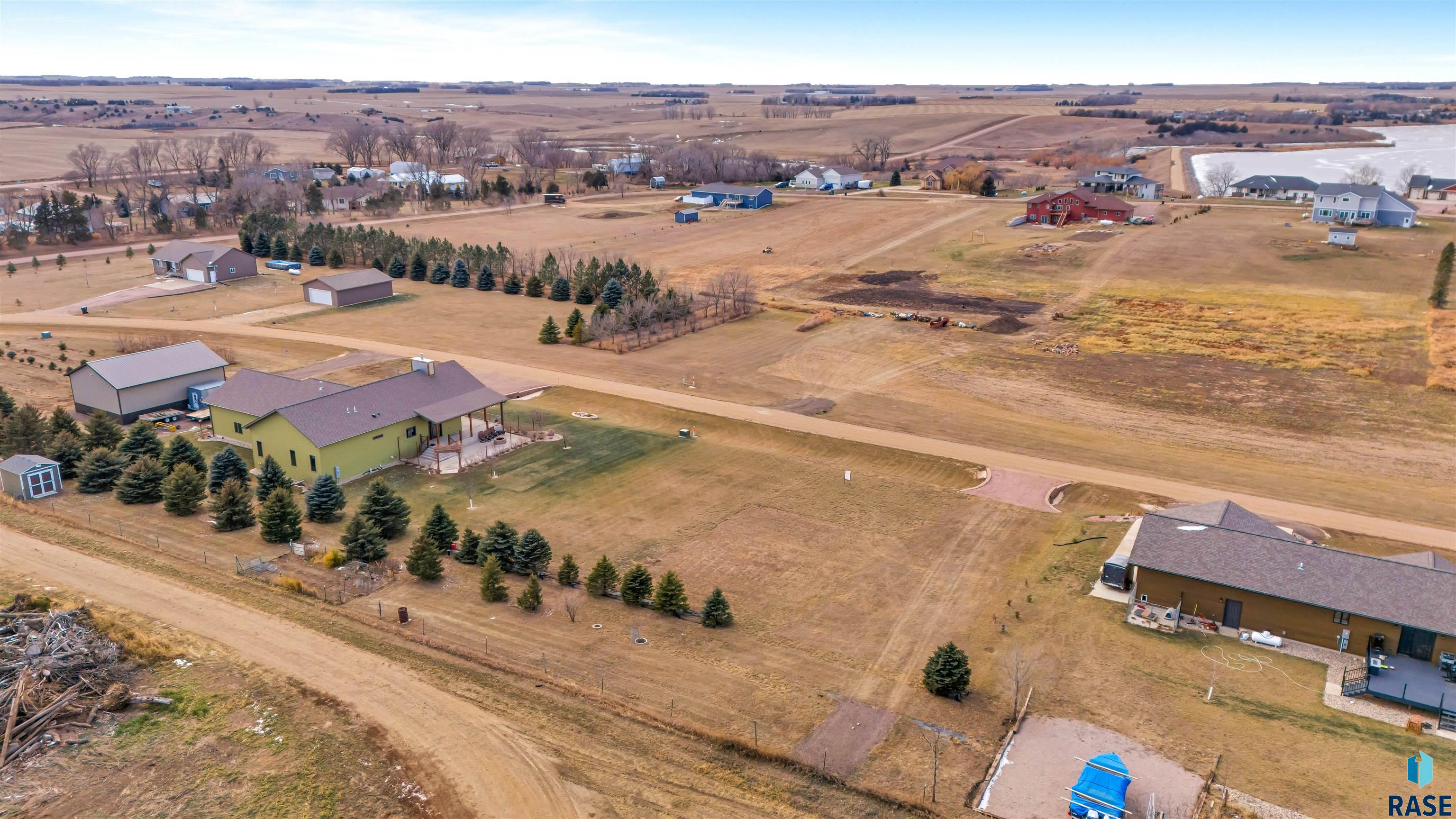 26182 Reed Ct Court, Canistota, South Dakota image 6