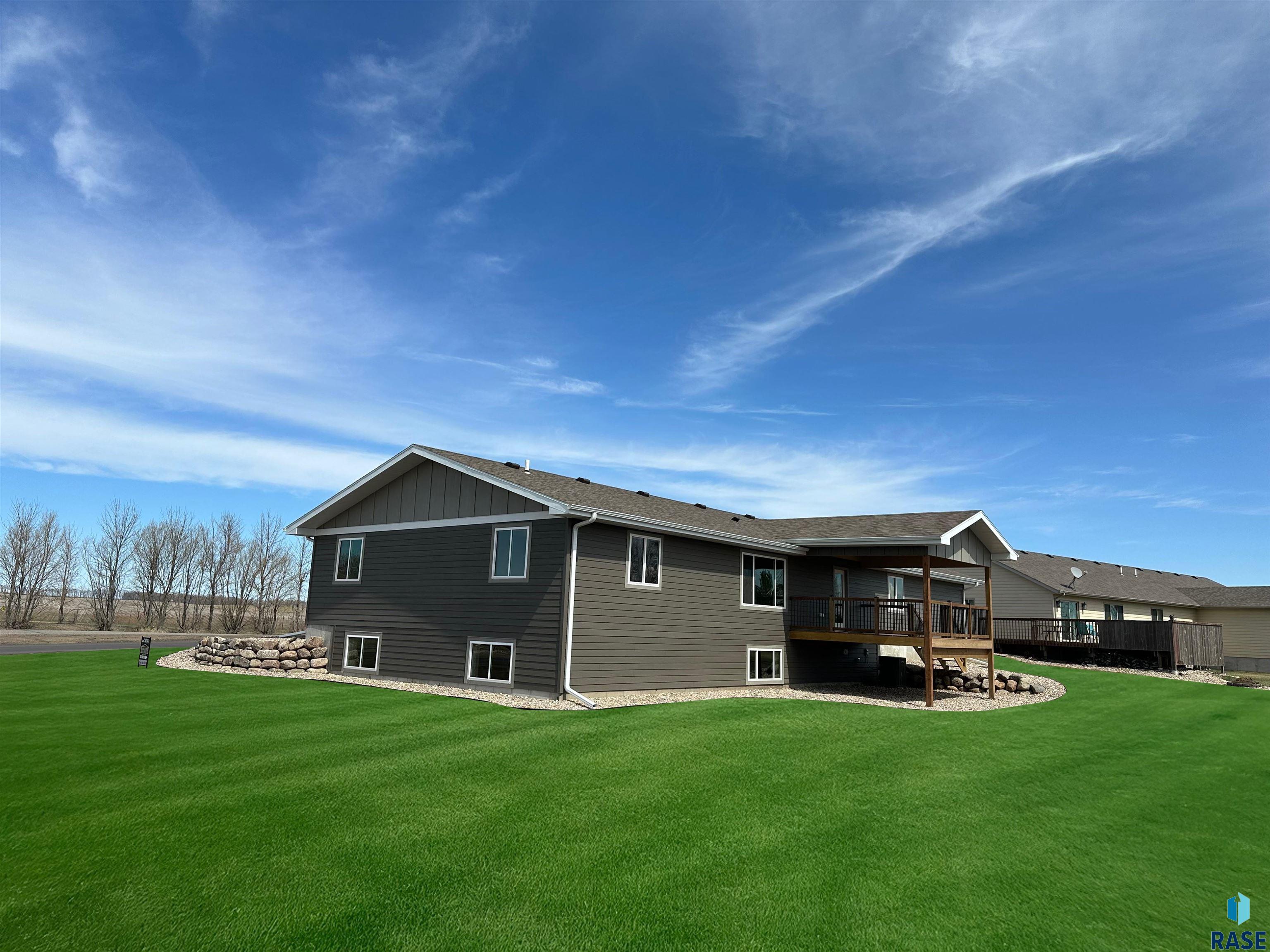 118 Lake Ridge Dr Drive, Wentworth, South Dakota image 3