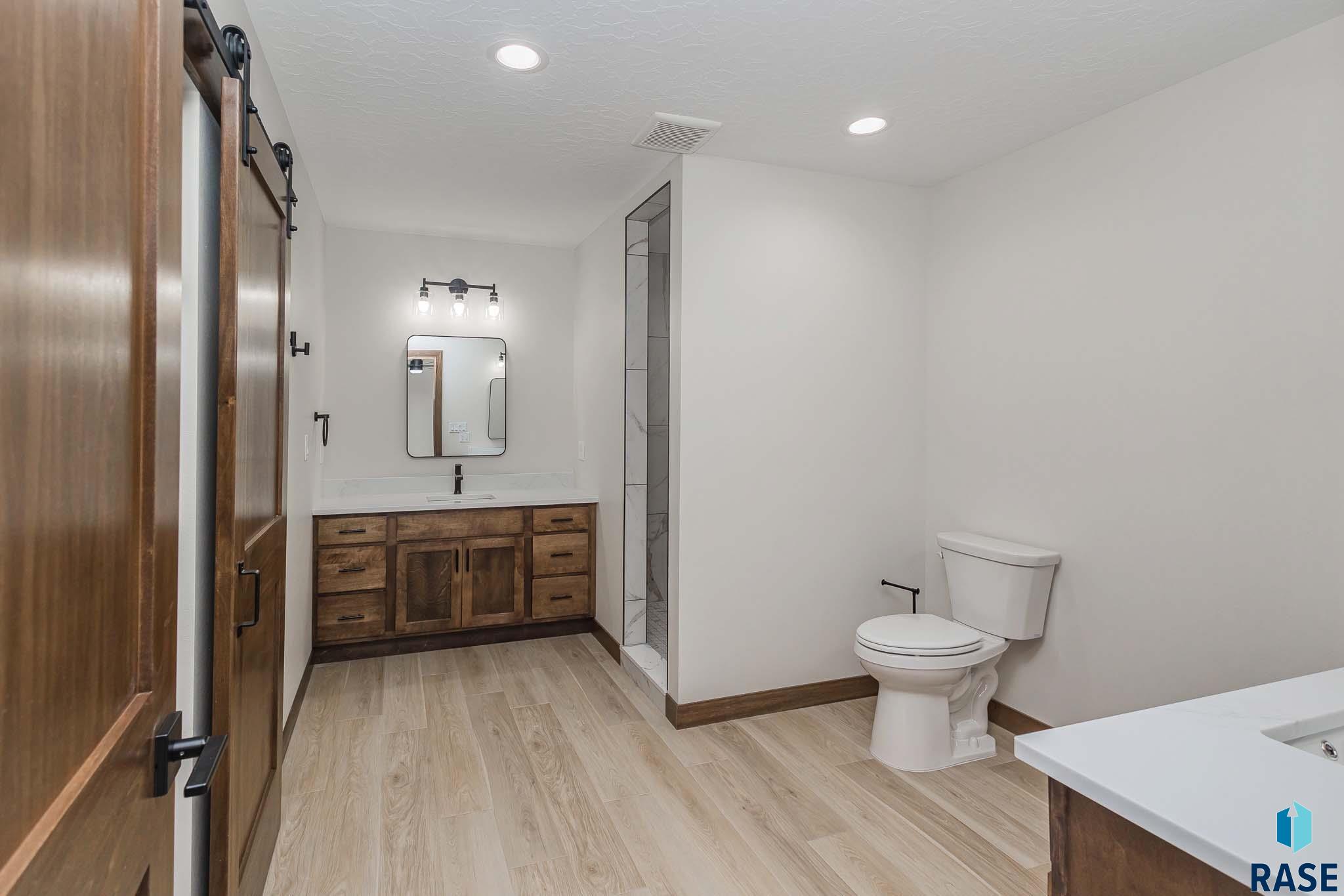 118 Lake Ridge Dr Drive, Wentworth, South Dakota image 30