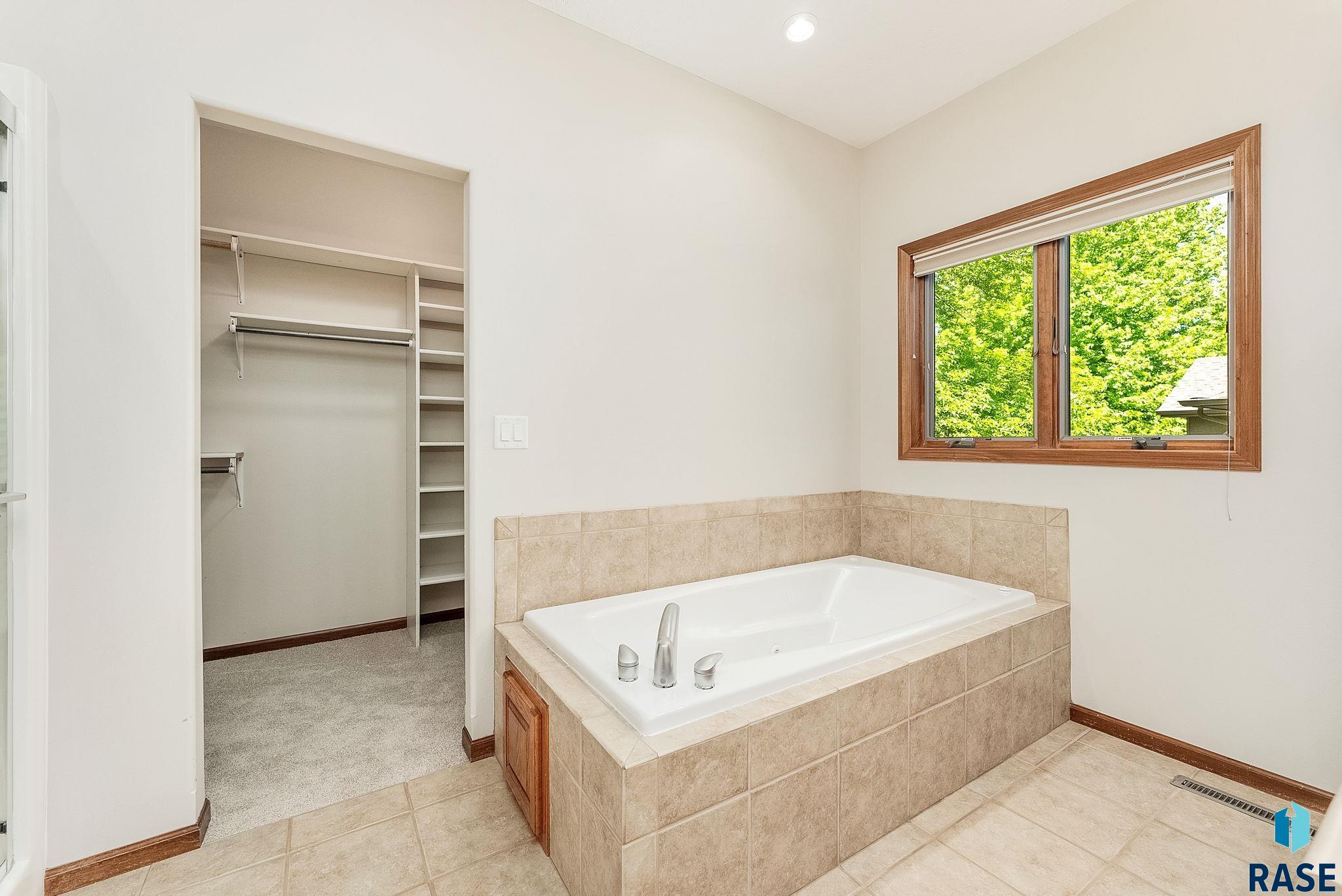 3709 S Pillsberry Ave Avenue, Sioux Falls, New Jersey image 16