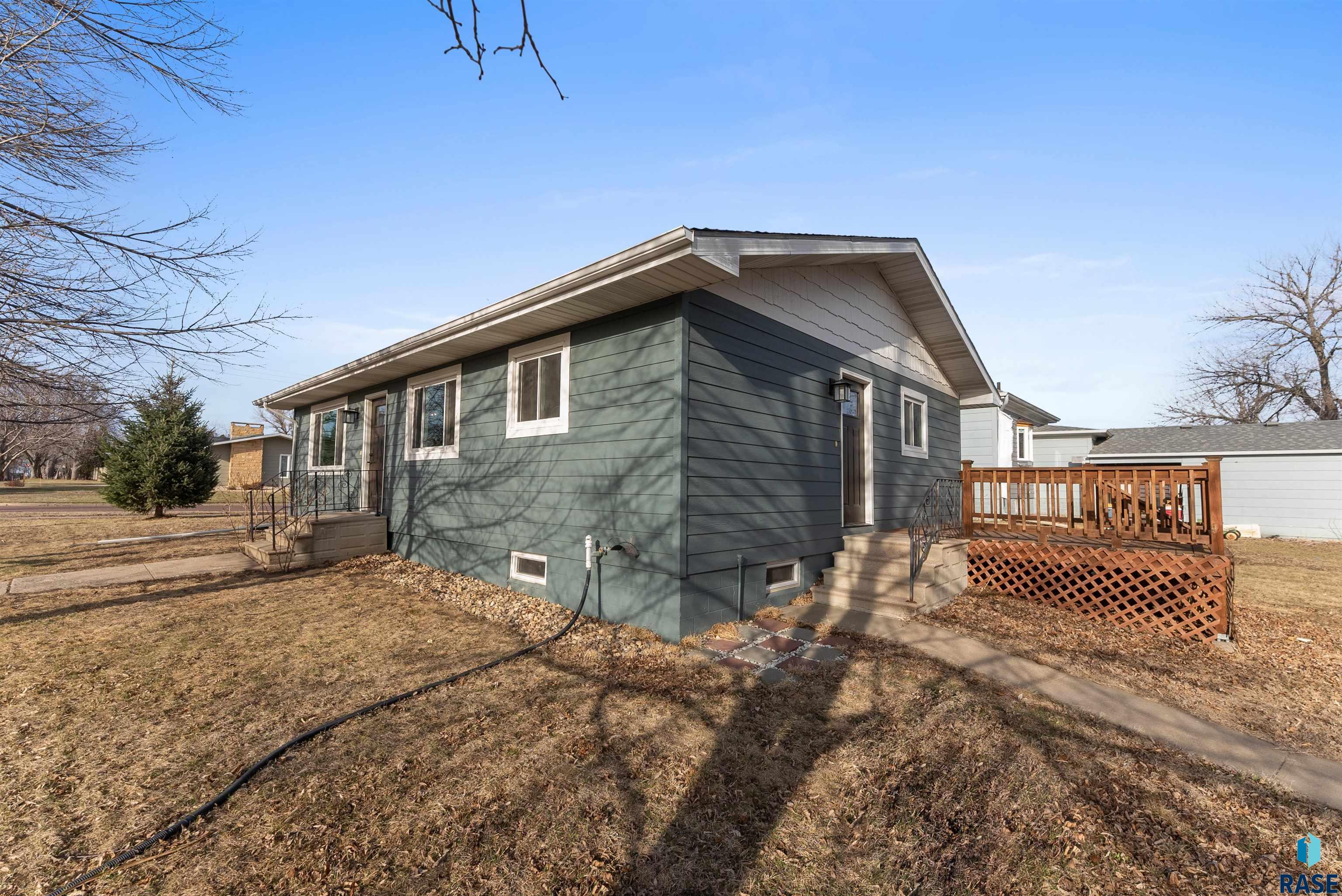 200 S Garfield St Street, Lennox, South Dakota image 28