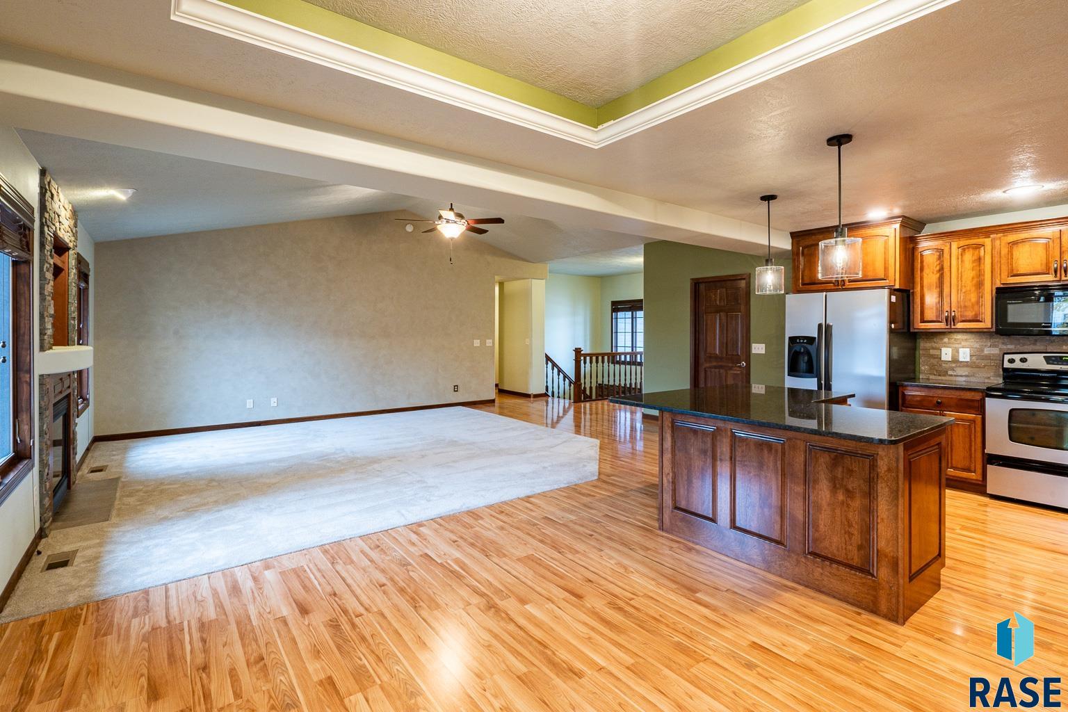 1313 W Stonegate Dr Drive, Sioux Falls, South Dakota image 6