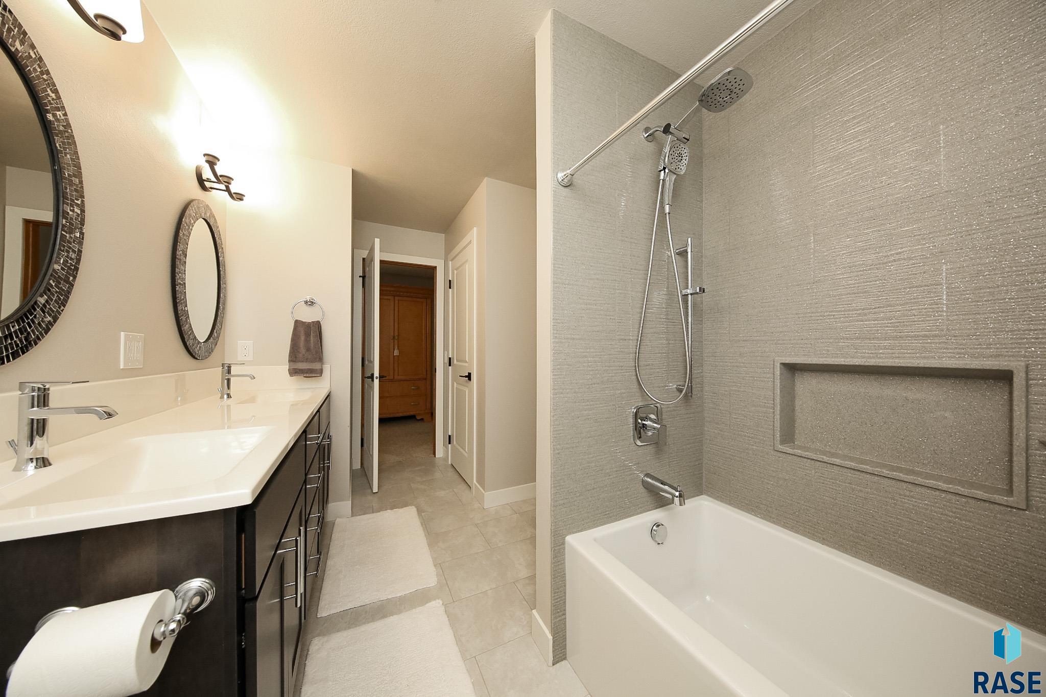 6001 W 32nd St Street, Sioux Falls, New Jersey image 22