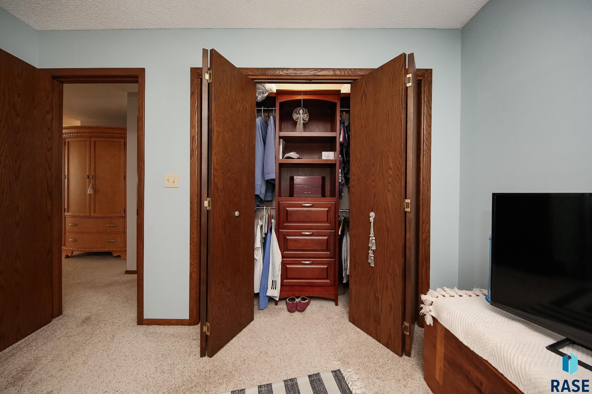 6001 W 32nd St Street, Sioux Falls, New Jersey image 24