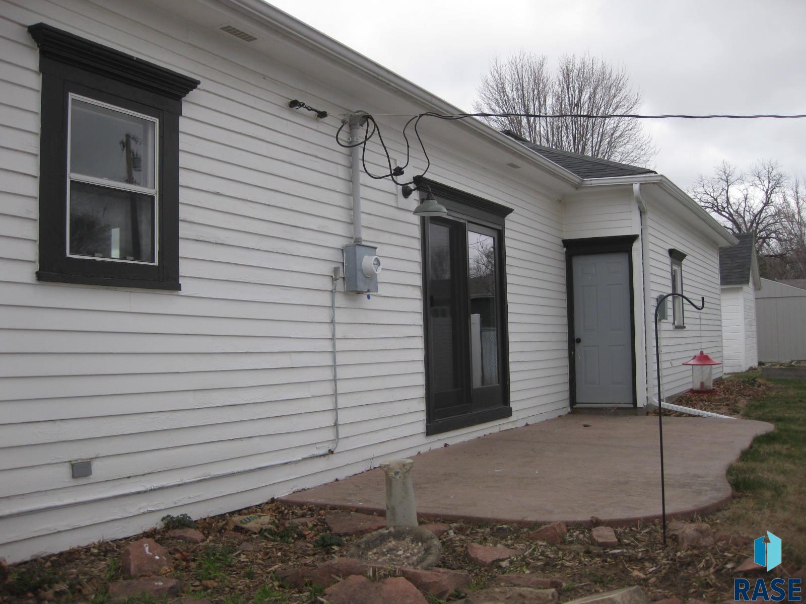 710 E 7th St Street, Dell Rapids, South Dakota image 48