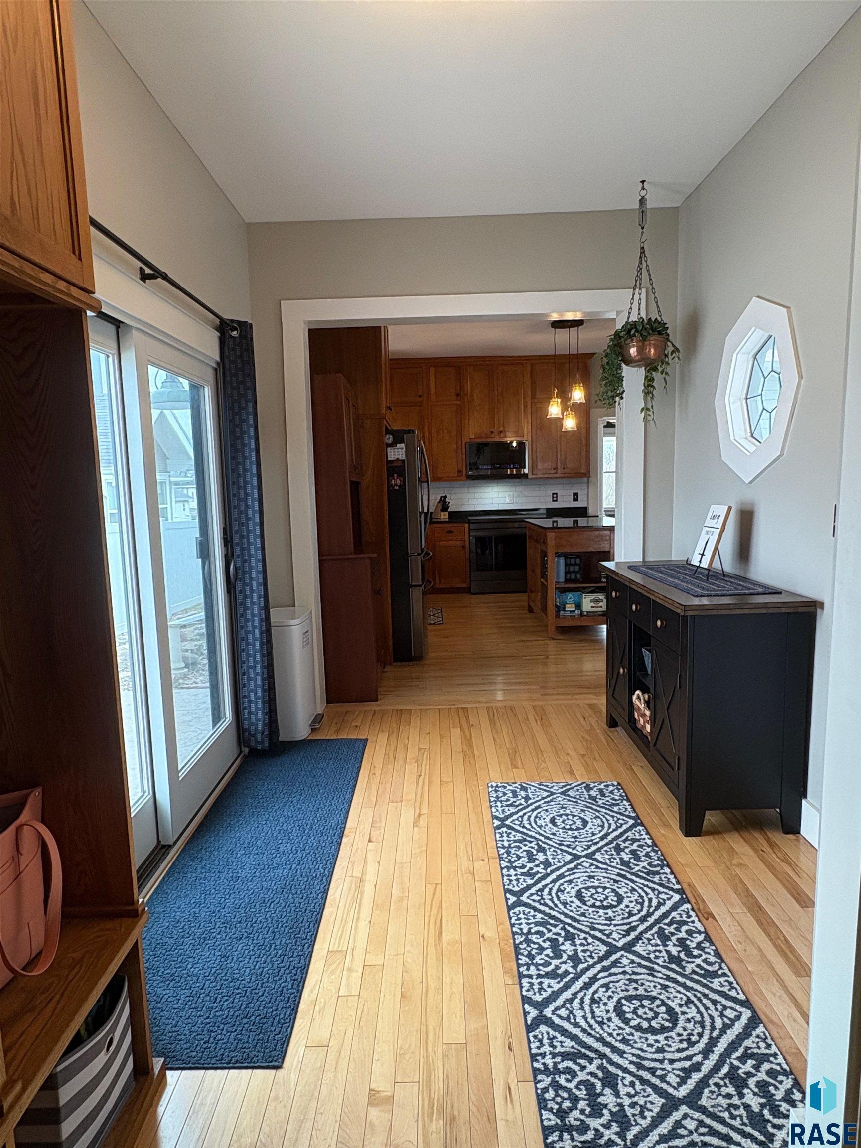 710 E 7th St Street, Dell Rapids, South Dakota image 21