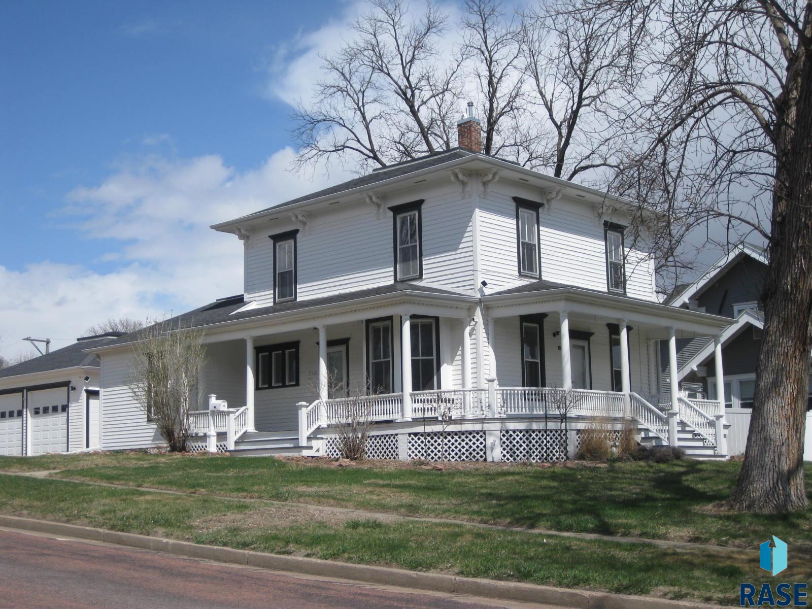 710 E 7th St Street, Dell Rapids, South Dakota image 43