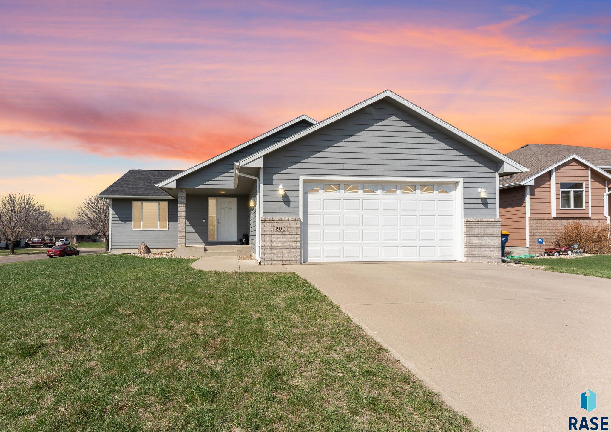600 Sarah C St Street, Garretson, South Dakota image 1