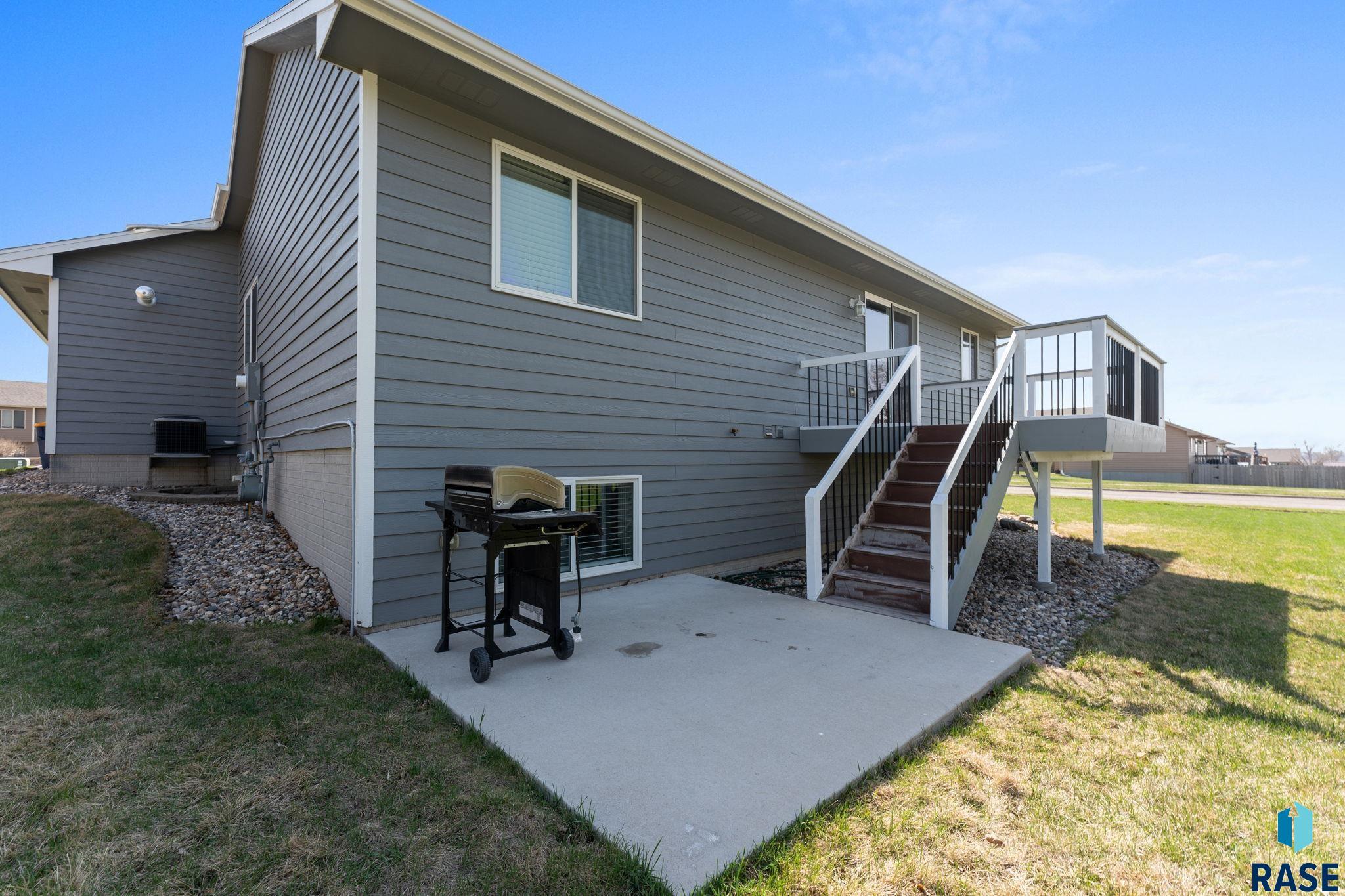600 Sarah C St Street, Garretson, South Dakota image 22