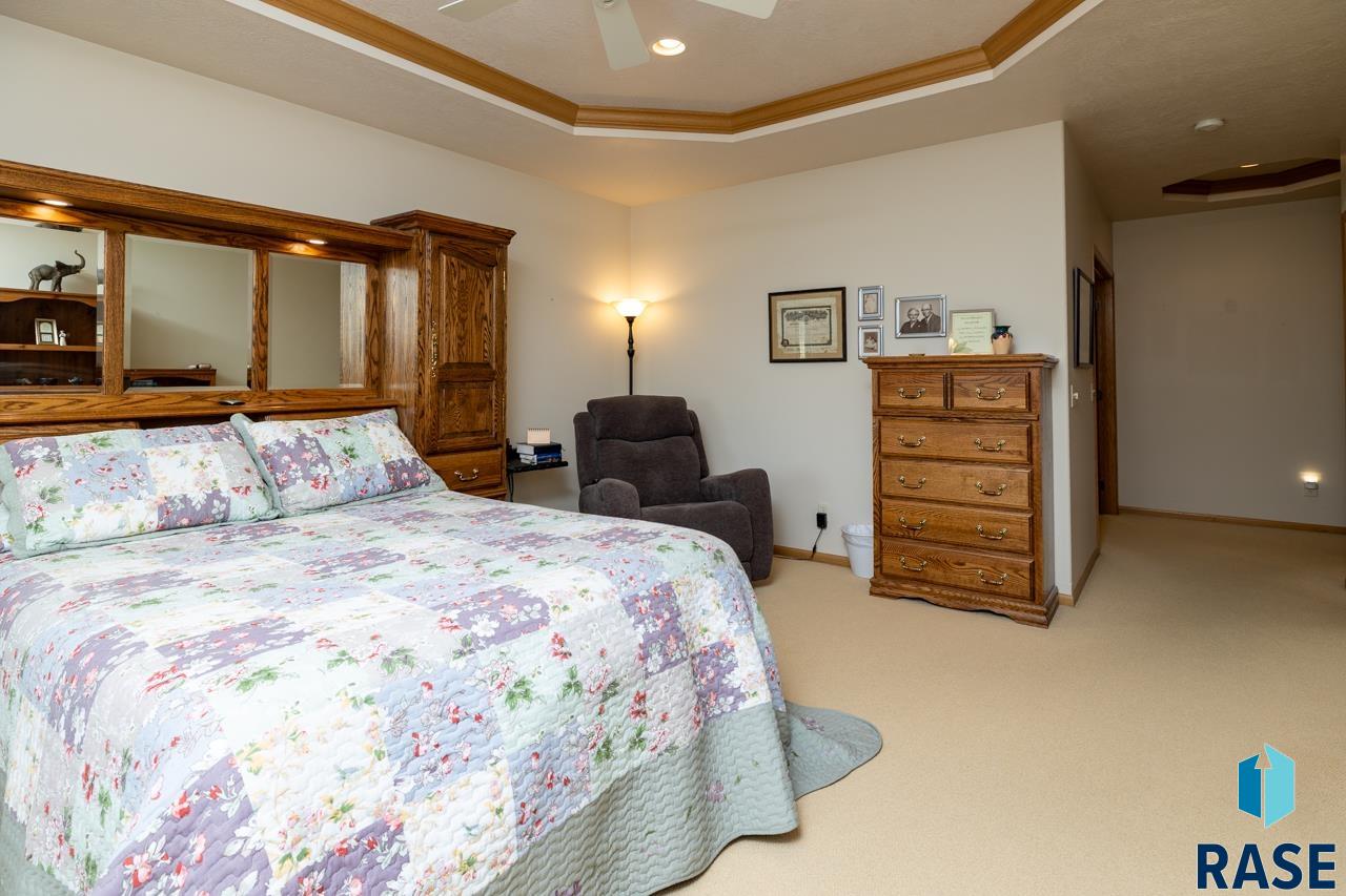 5918 S Grand Lodge Pl Place, Sioux Falls, New Jersey image 13