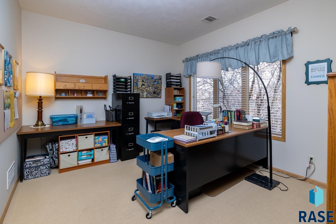 5918 S Grand Lodge Pl Place, Sioux Falls, New Jersey image 28