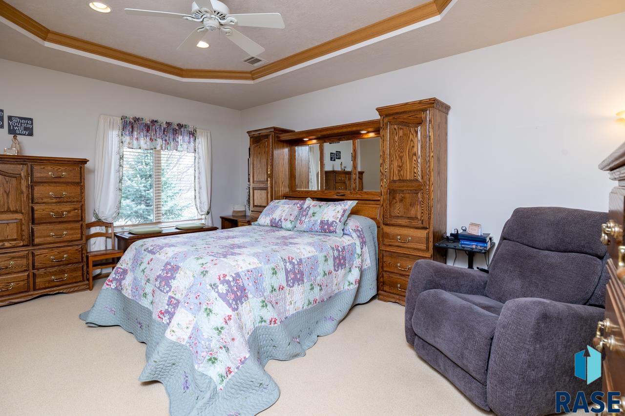 5918 S Grand Lodge Pl Place, Sioux Falls, New Jersey image 12