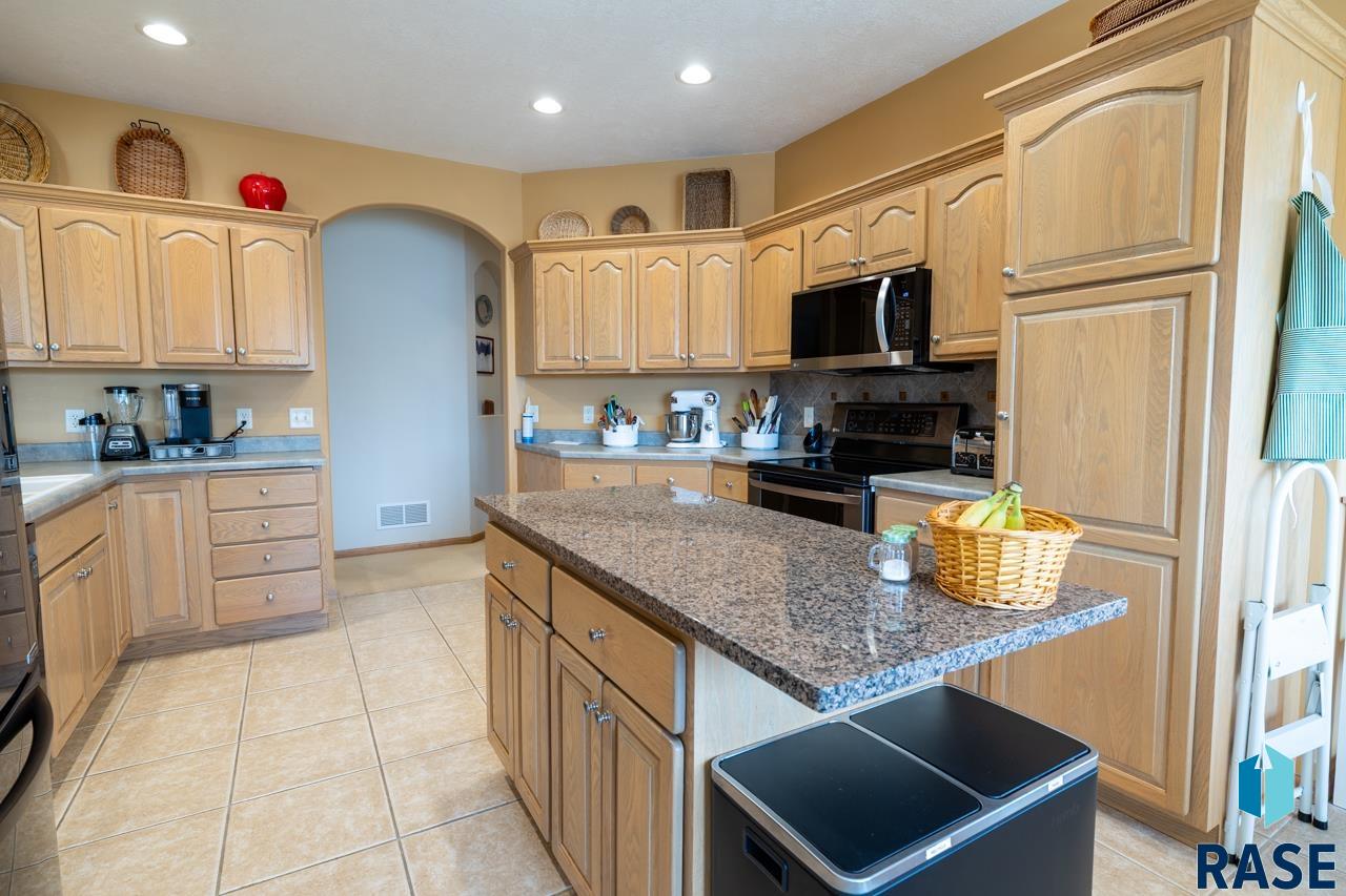 5918 S Grand Lodge Pl Place, Sioux Falls, New Jersey image 7