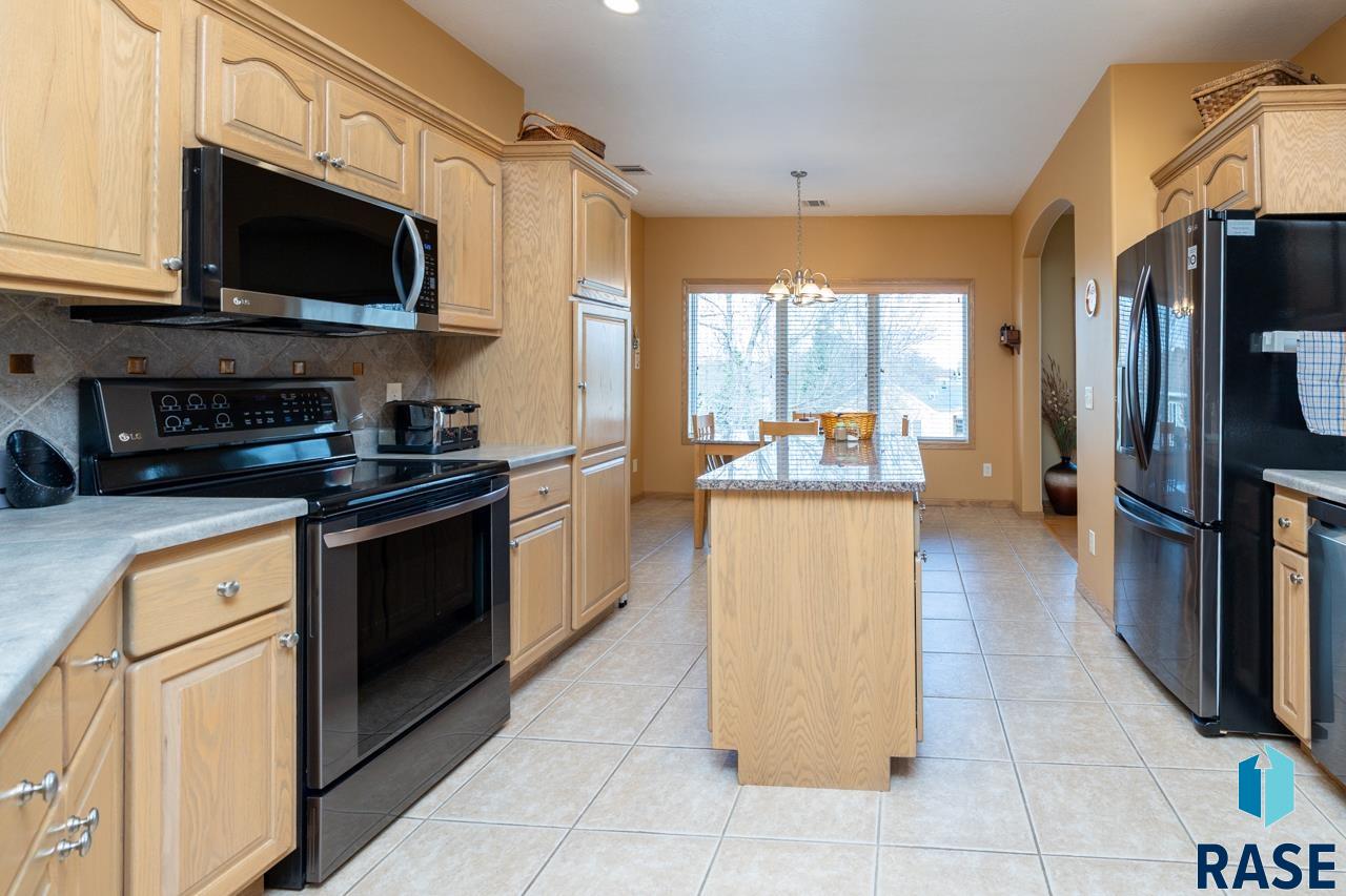 5918 S Grand Lodge Pl Place, Sioux Falls, New Jersey image 6
