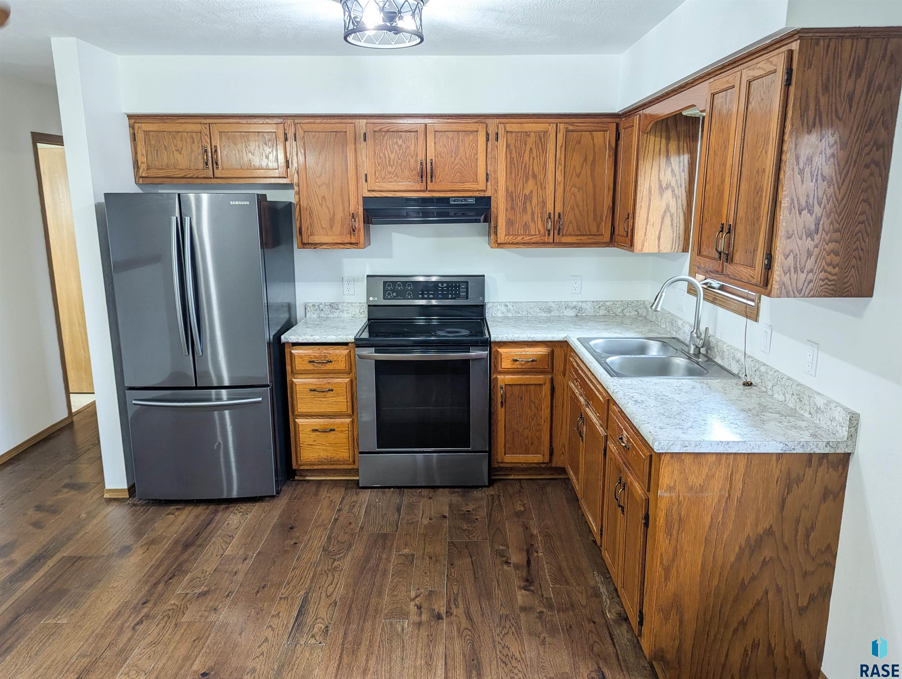 105 W Alpine Cir Circle, Brandon, New Jersey image 7