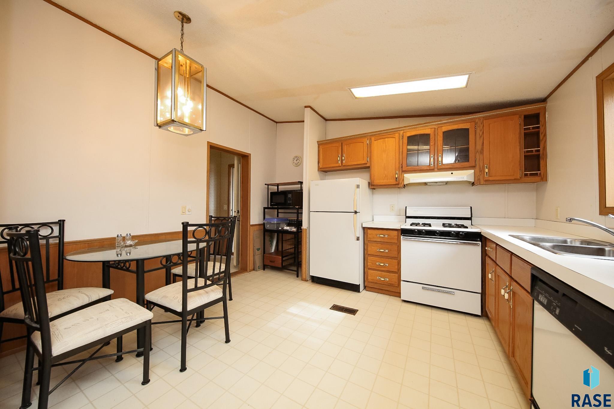 48175 Kim Cir Circle, Brandon, New Jersey image 5