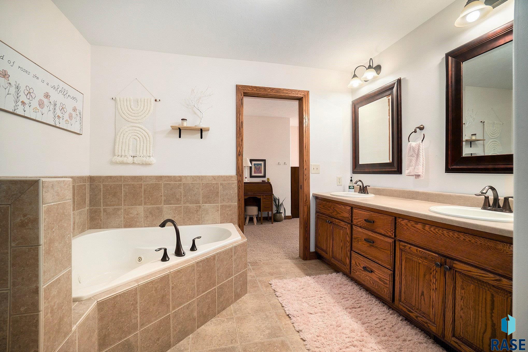 6014 Marrs Beach Ln Lane, Madison, New Jersey image 16