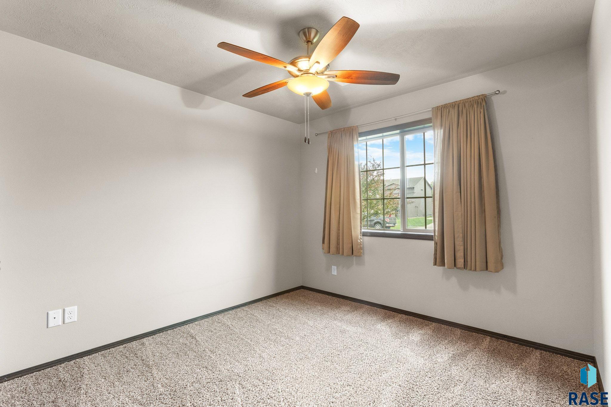 4002 S Grand Slam Ave Avenue, Sioux Falls, New Jersey image 16