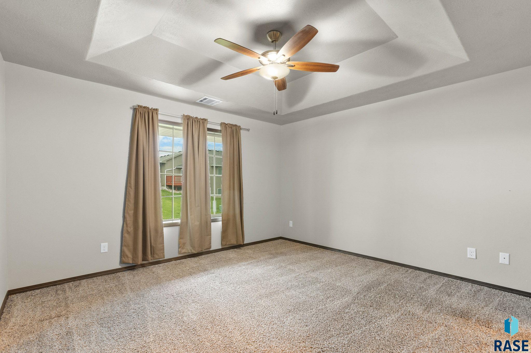 4002 S Grand Slam Ave Avenue, Sioux Falls, New Jersey image 9