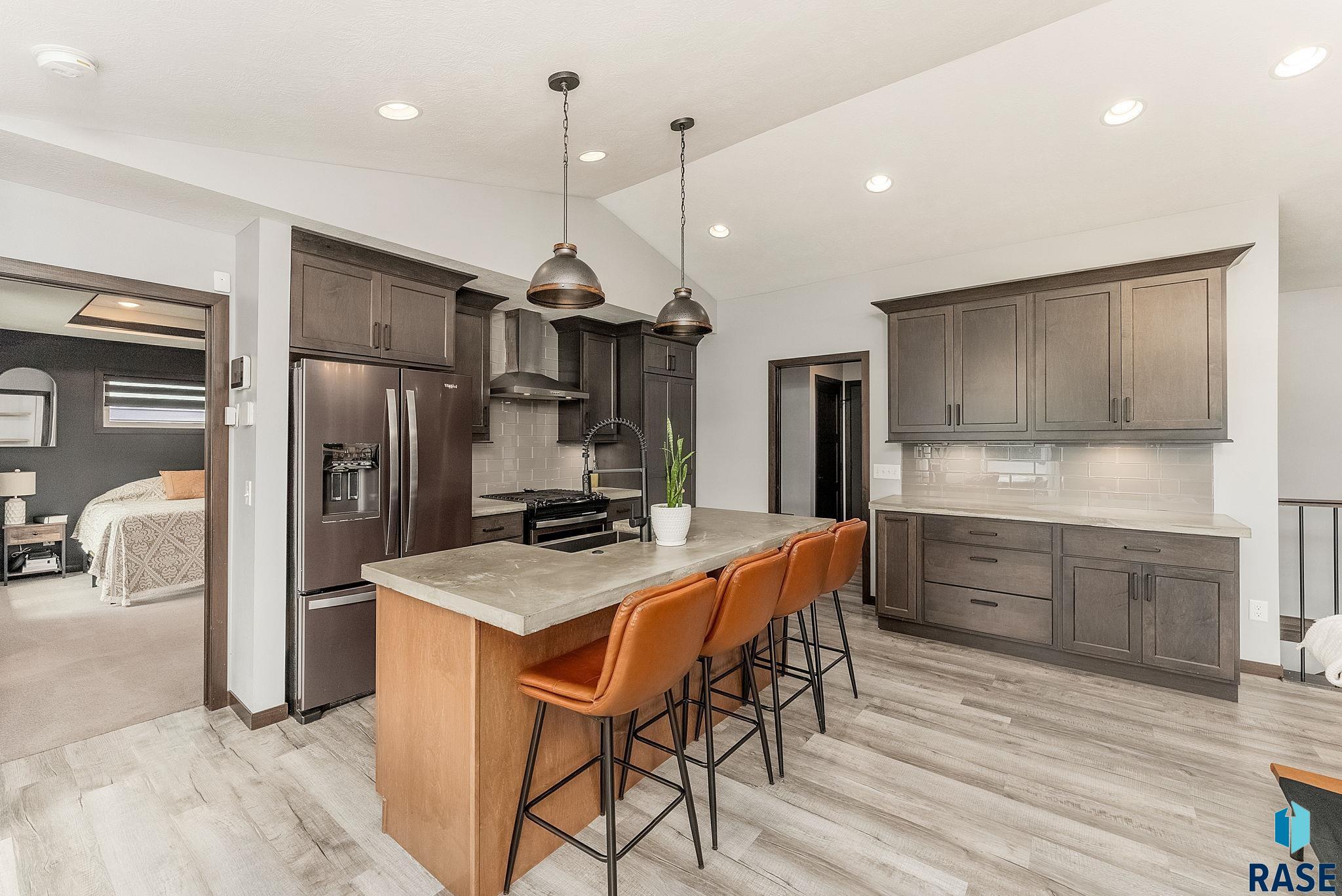 7101 S Garden Ct Court, Sioux Falls, New Jersey image 4