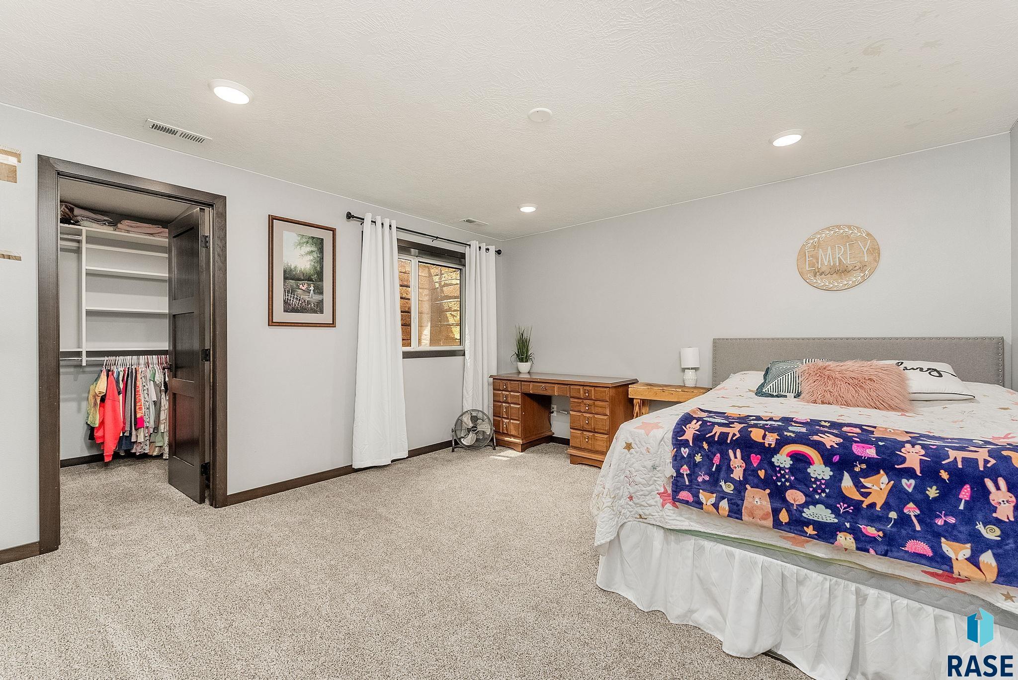 7101 S Garden Ct Court, Sioux Falls, New Jersey image 19