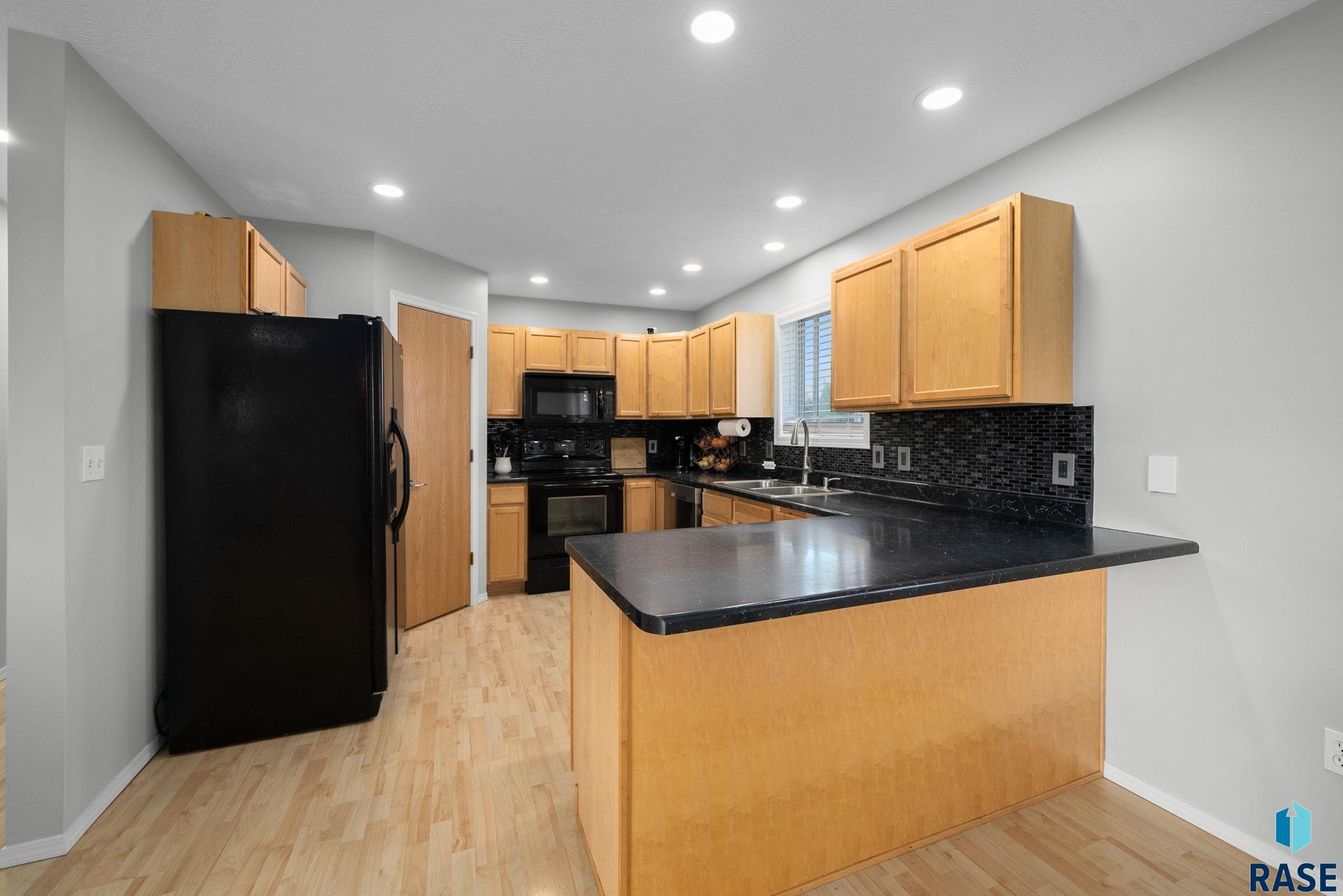 2029 David Cv Cove, Brookings, New Jersey image 17